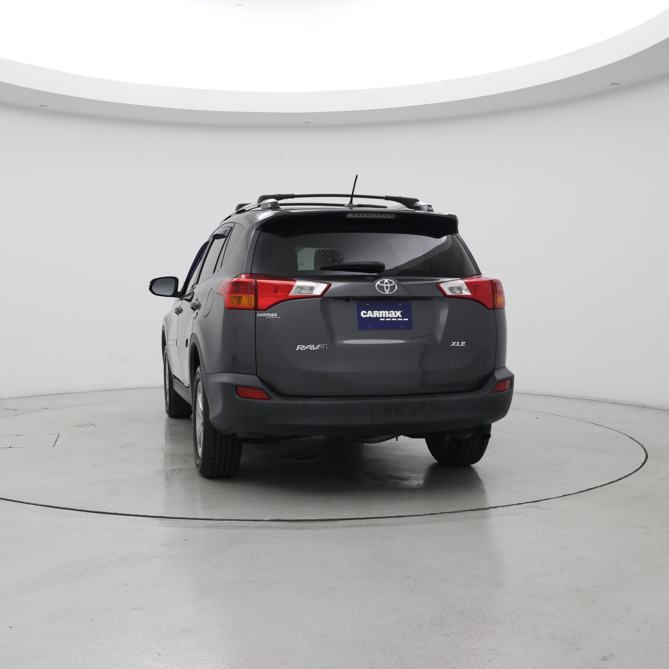 Thumbnail: 2015 Toyota RAV4 - 6