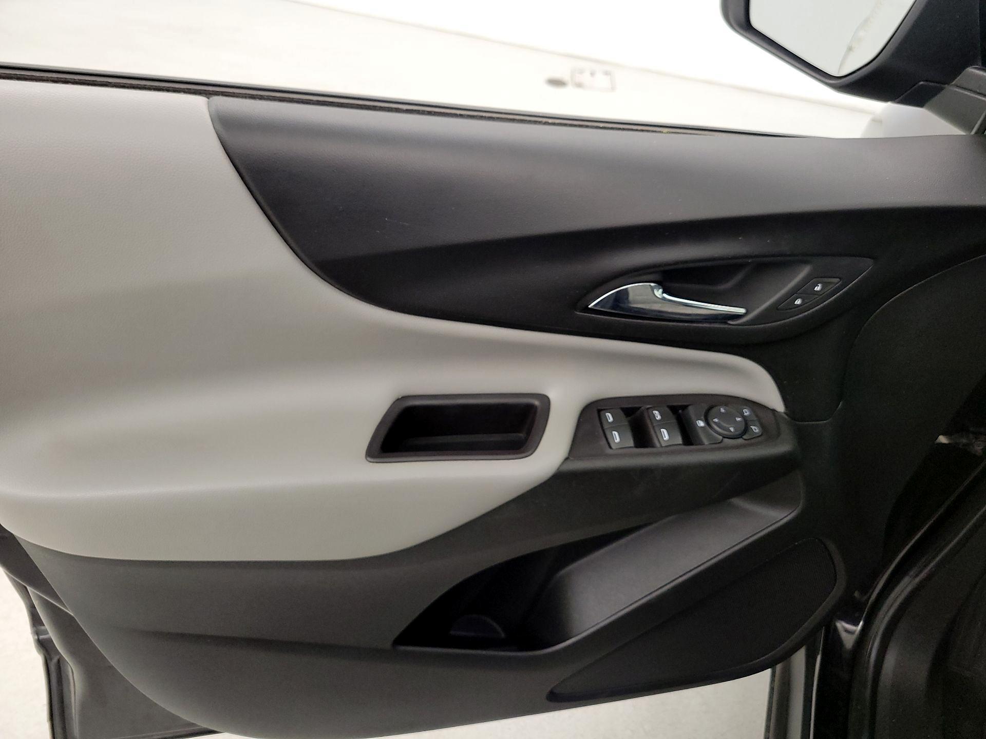 Thumbnail: 2020 Chevrolet Equinox - 12