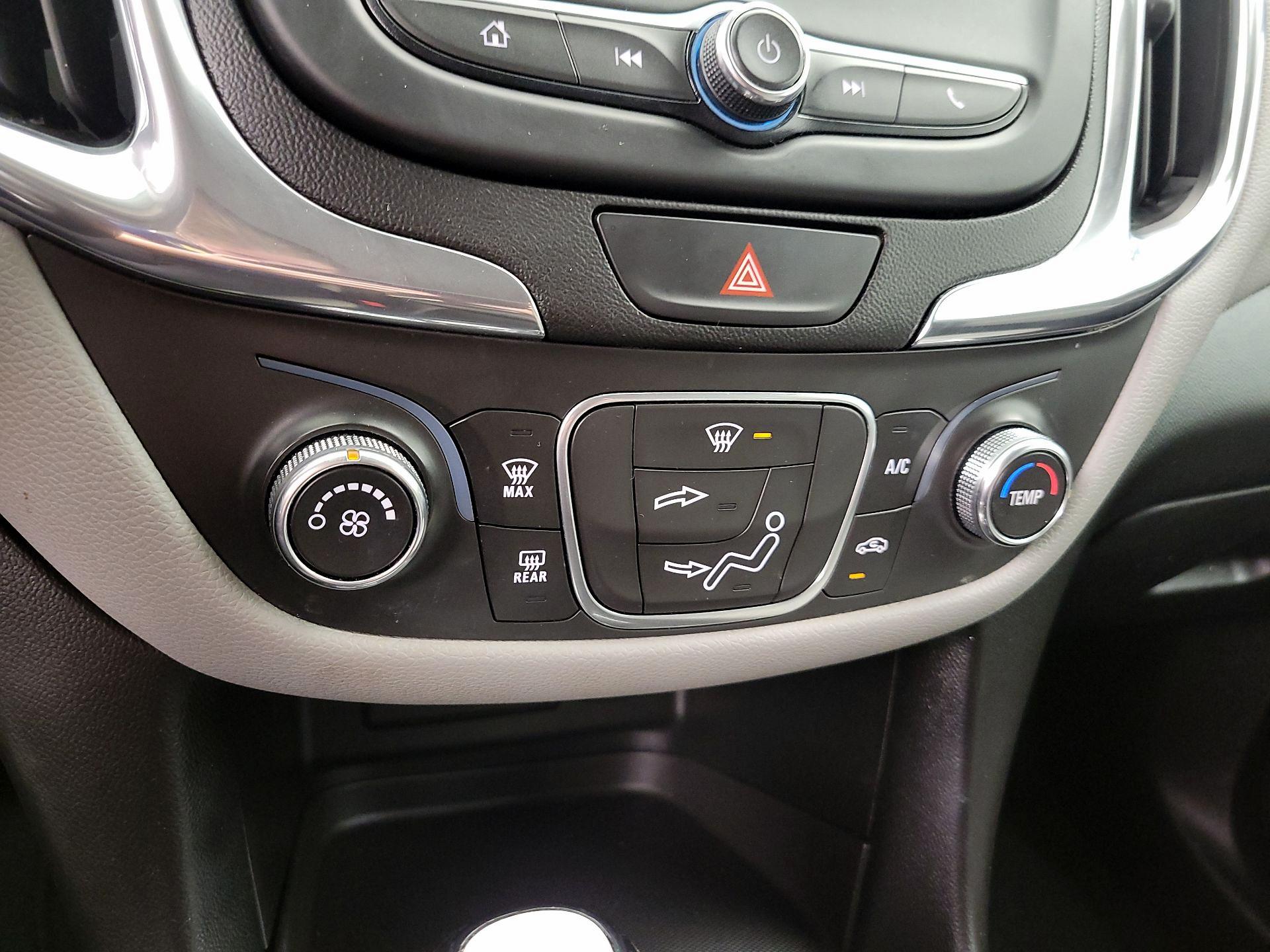 Thumbnail: 2020 Chevrolet Equinox - 16