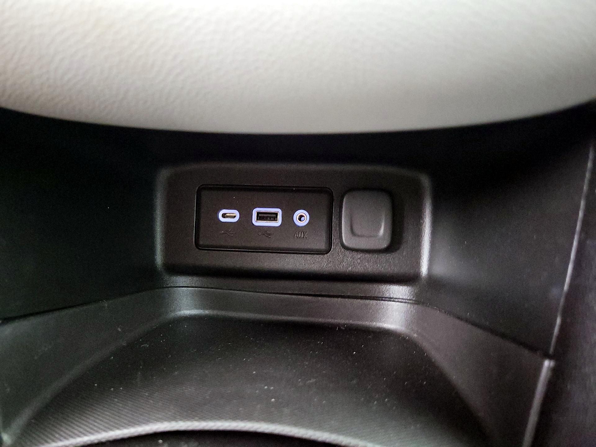 Thumbnail: 2020 Chevrolet Equinox - 18