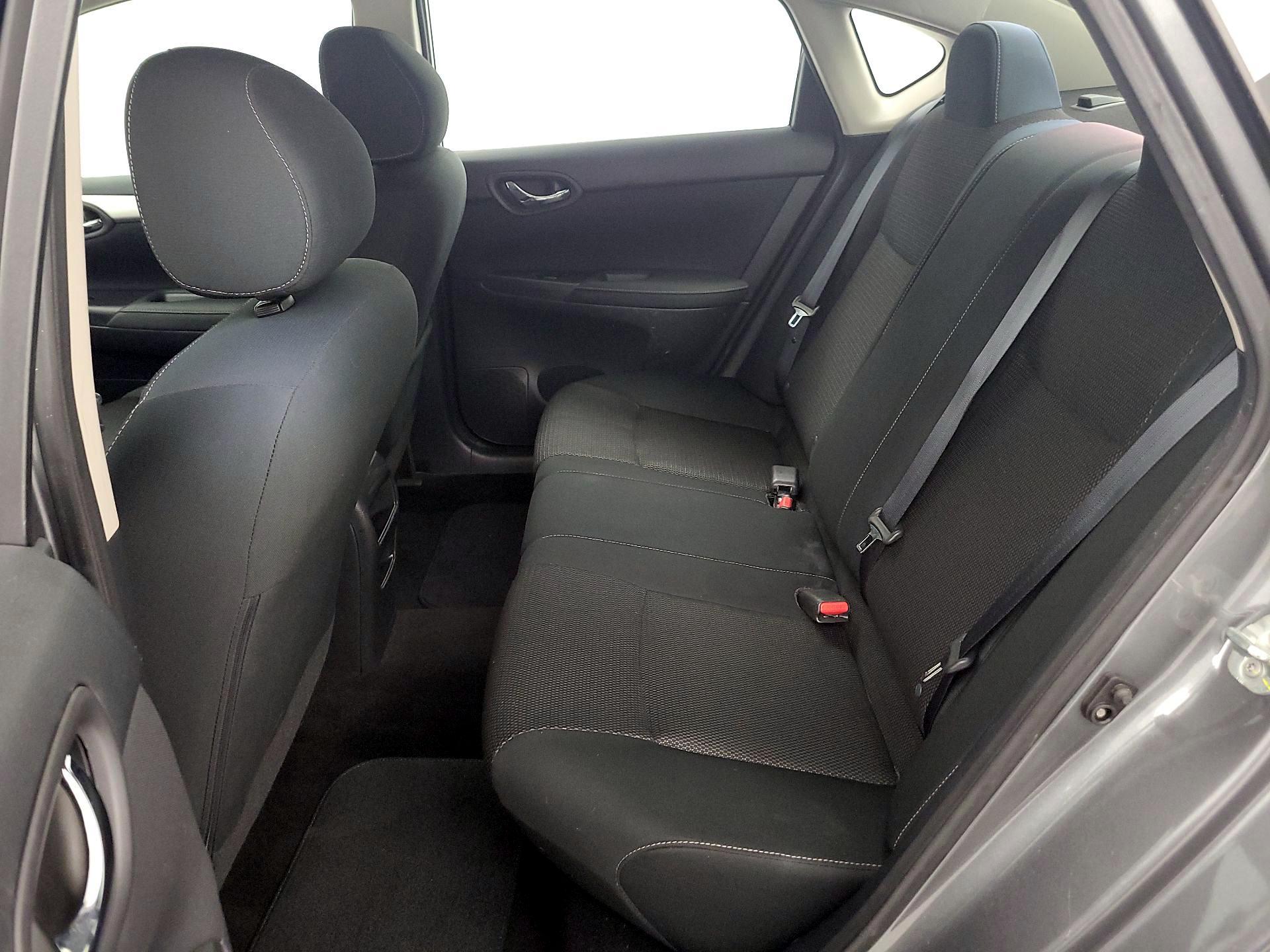 Thumbnail: 2019 Nissan Sentra - 19