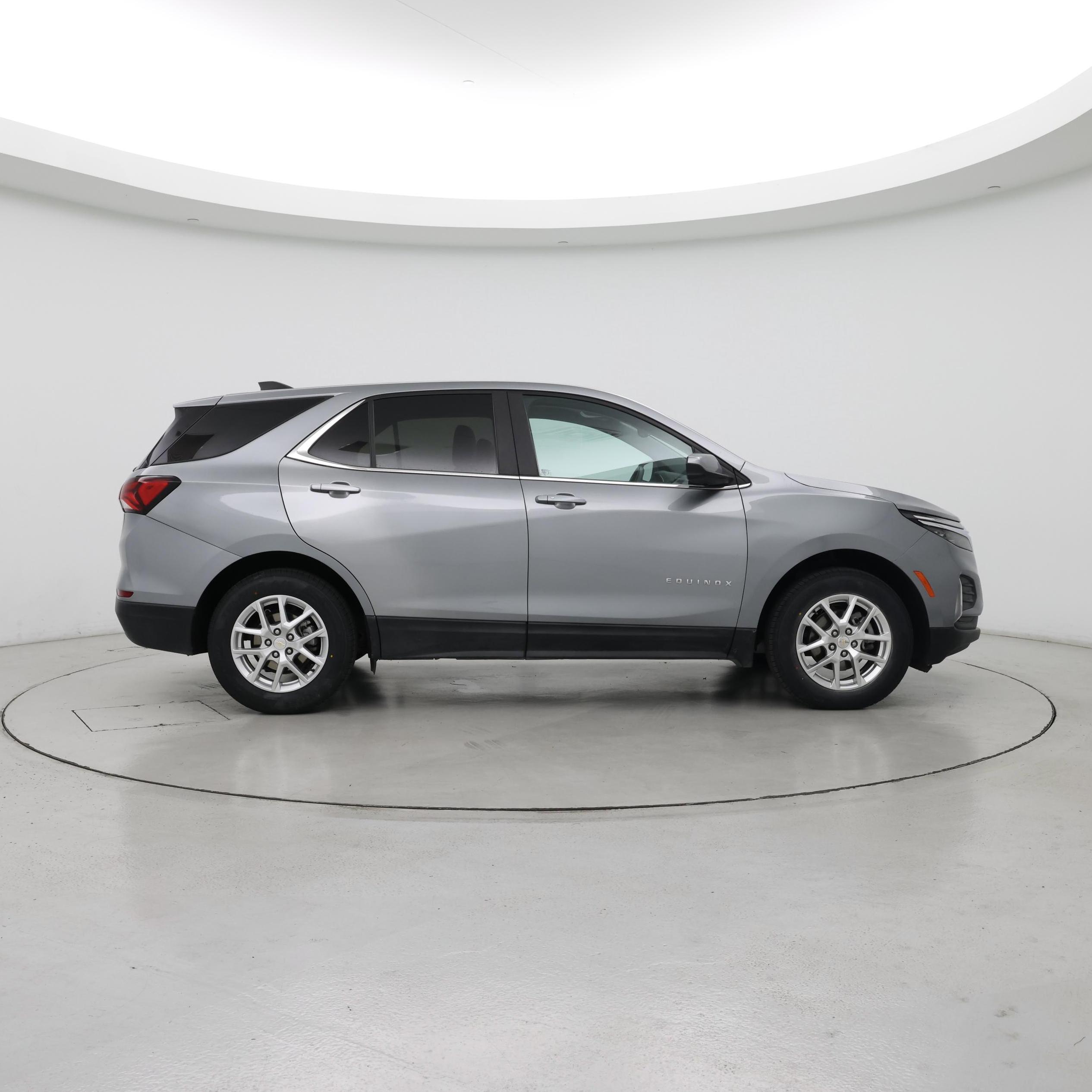 Thumbnail: 2023 Chevrolet Equinox - 7