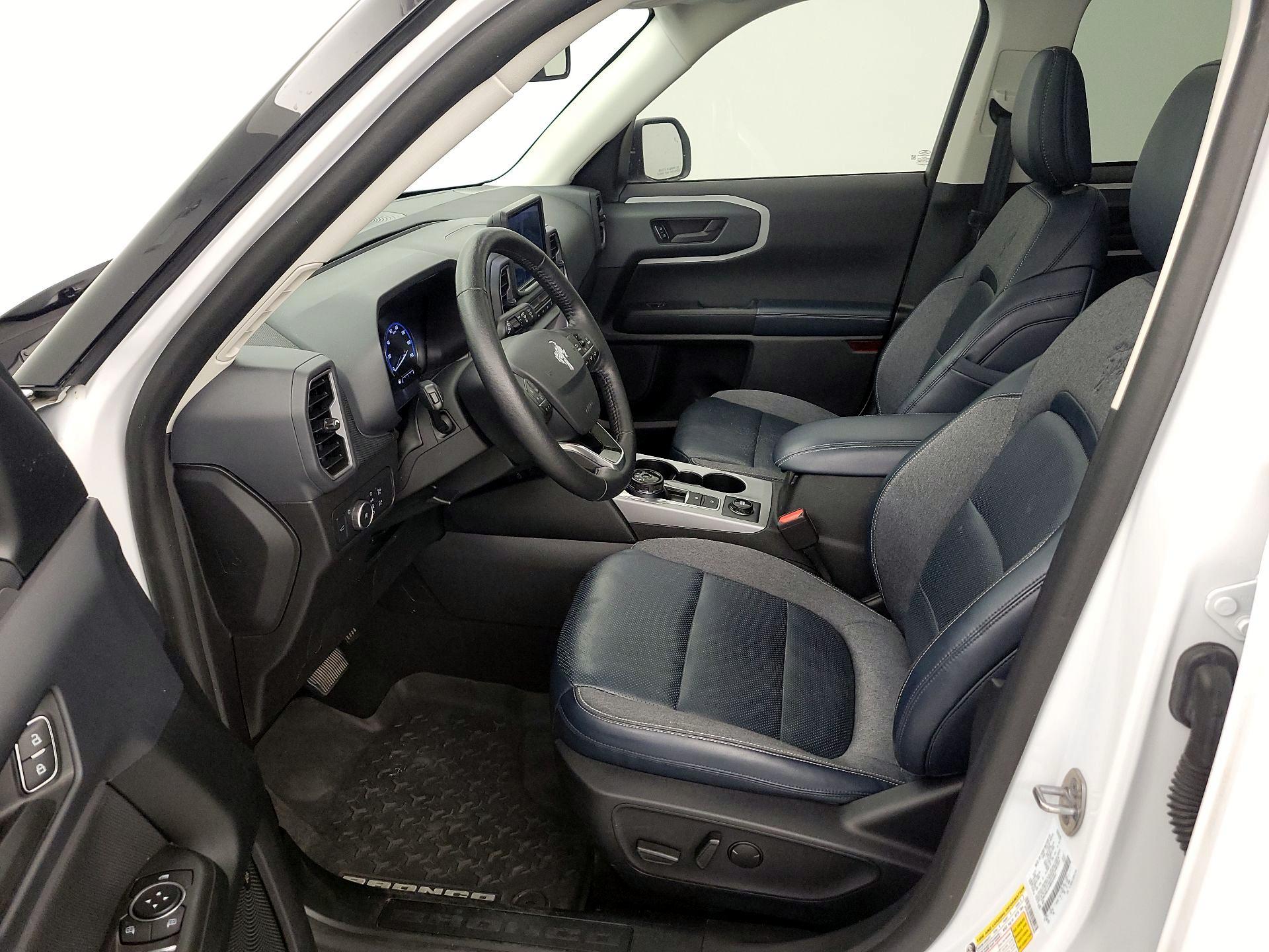 Thumbnail: 2021 Ford Bronco Sport - 11