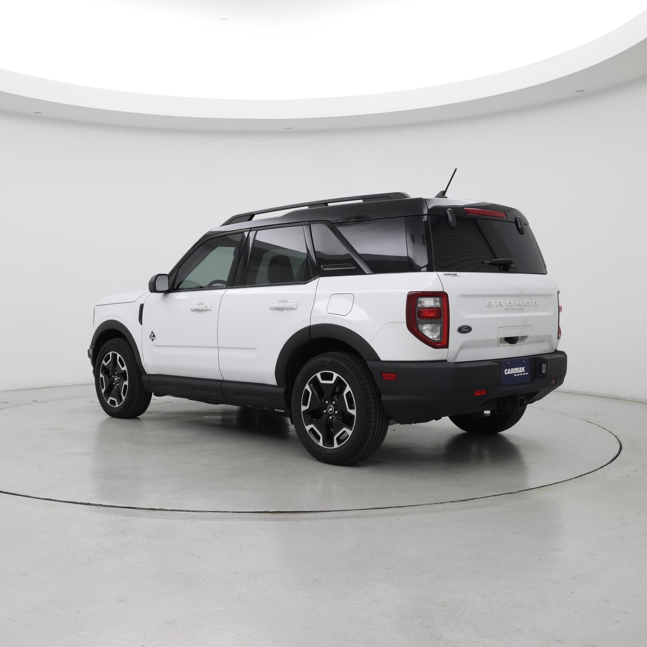 Thumbnail: 2021 Ford Bronco Sport - 2