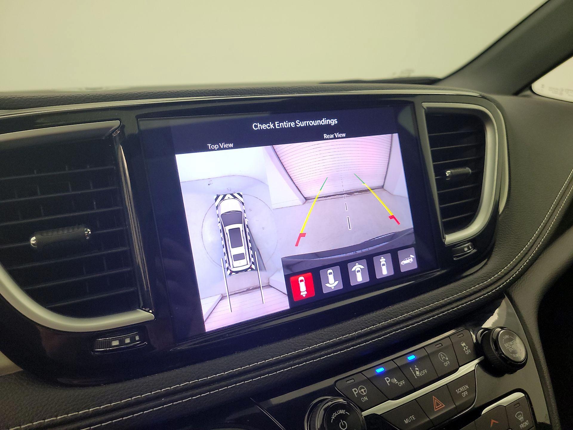 Thumbnail: 2023 Chrysler Pacifica - 15