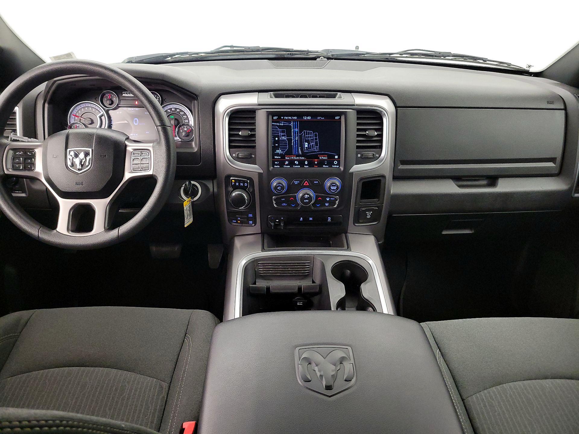 Thumbnail: 2023 RAM 1500 Classic - 9