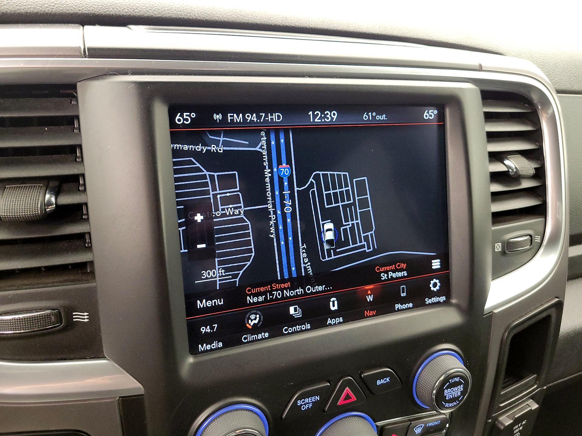 Thumbnail: 2023 RAM 1500 Classic - 14