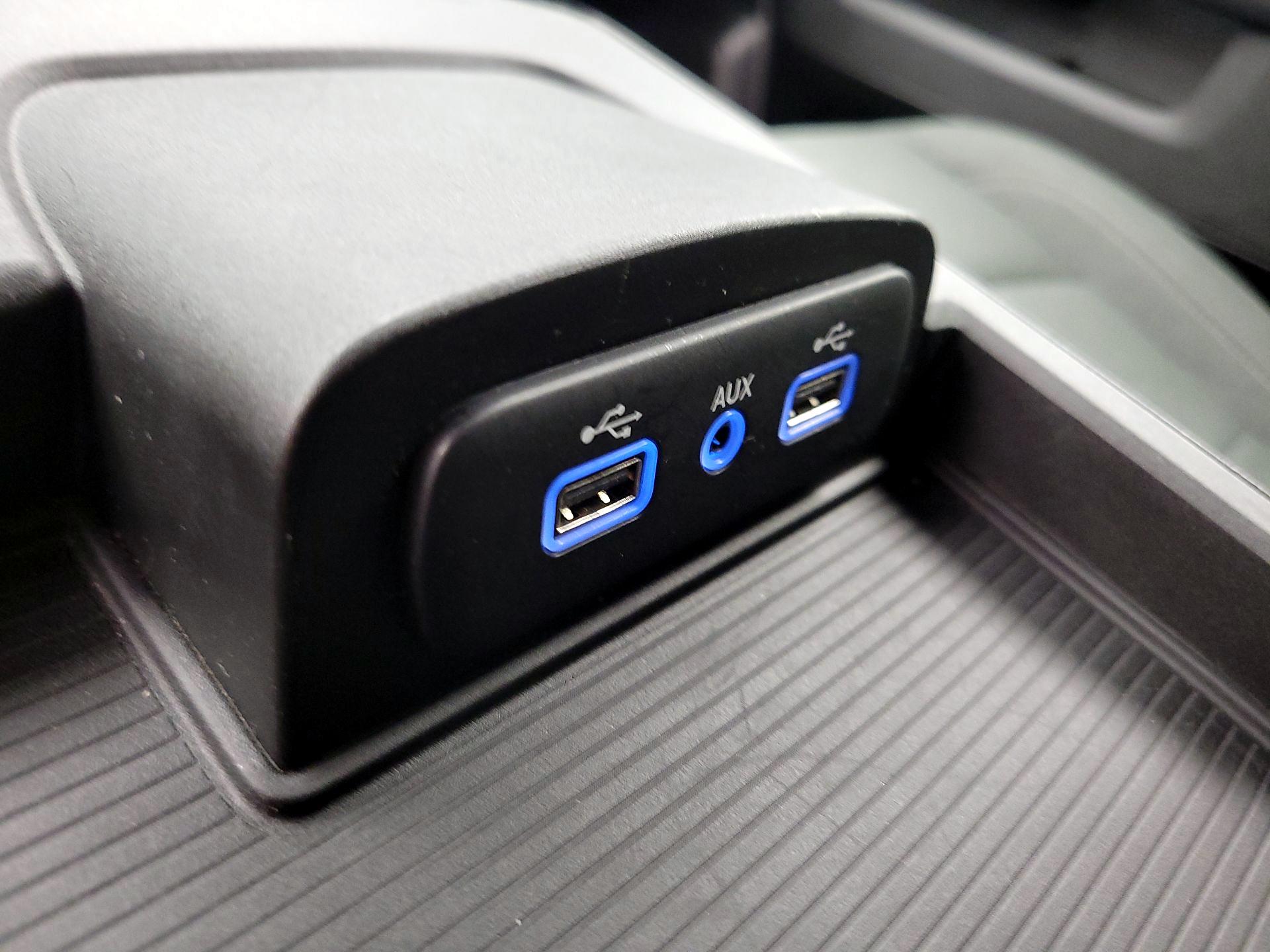 Thumbnail: 2023 RAM 1500 Classic - 19