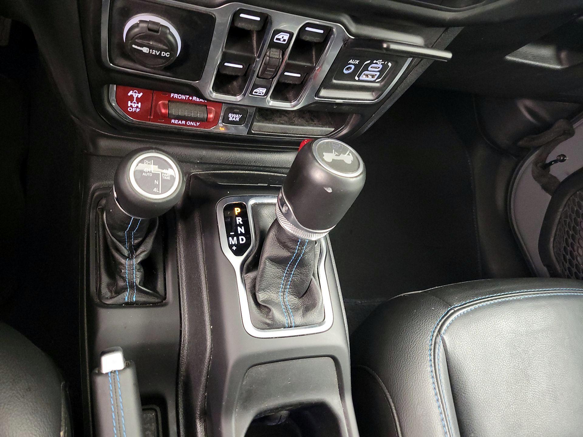 Thumbnail: 2023 Jeep Wrangler - 18