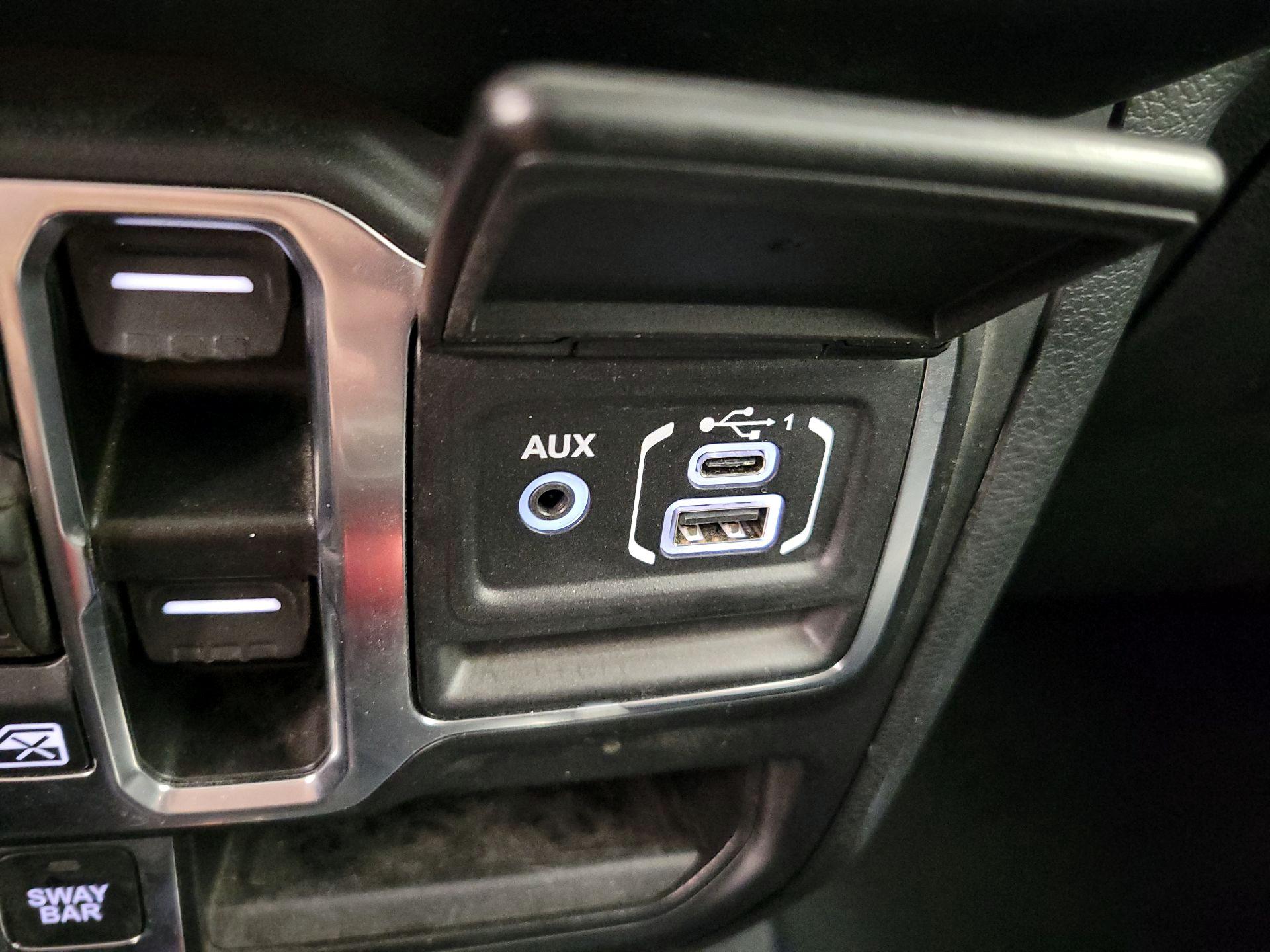 Thumbnail: 2023 Jeep Wrangler - 19