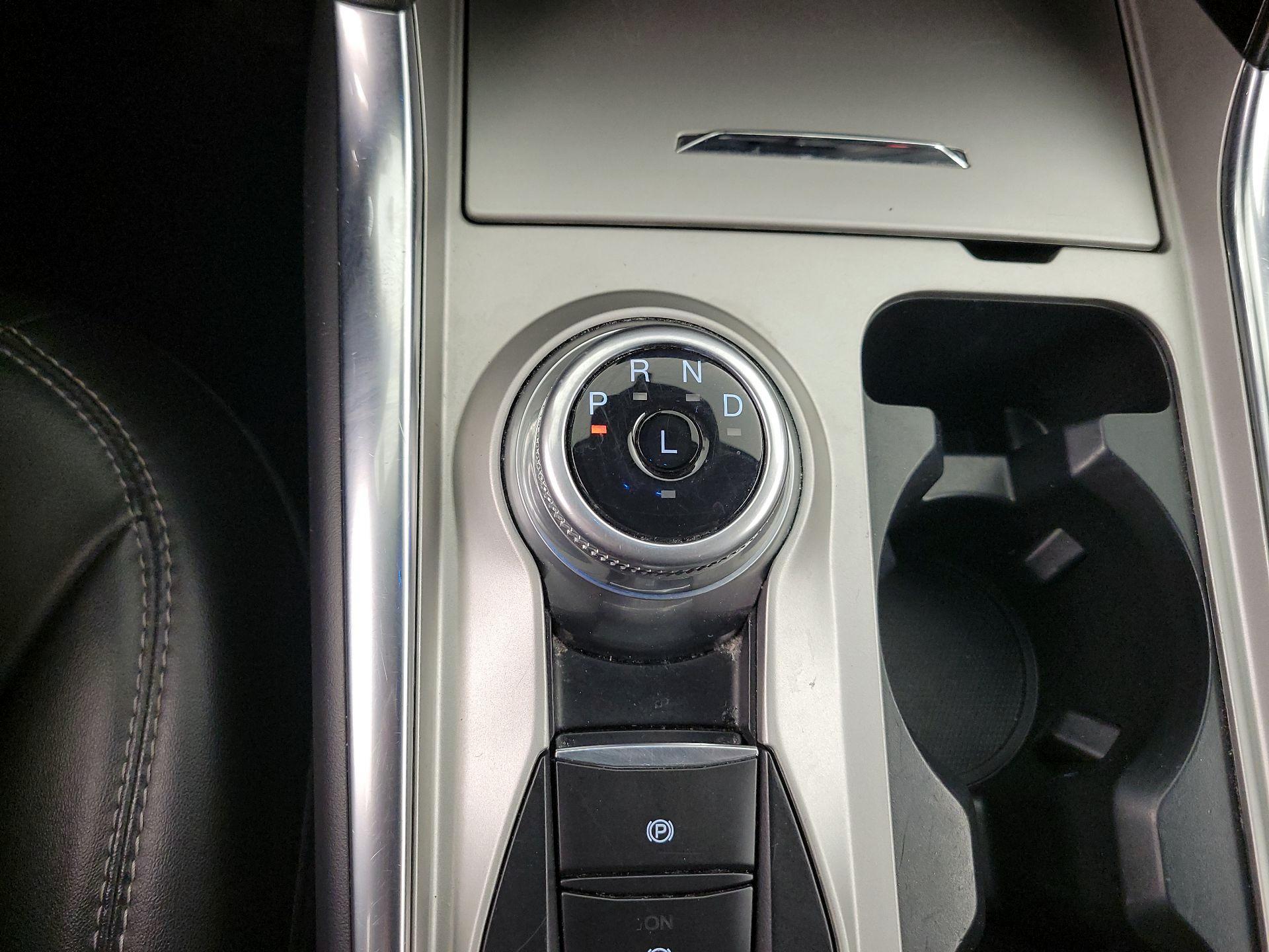 Thumbnail: 2023 Ford Explorer - 17