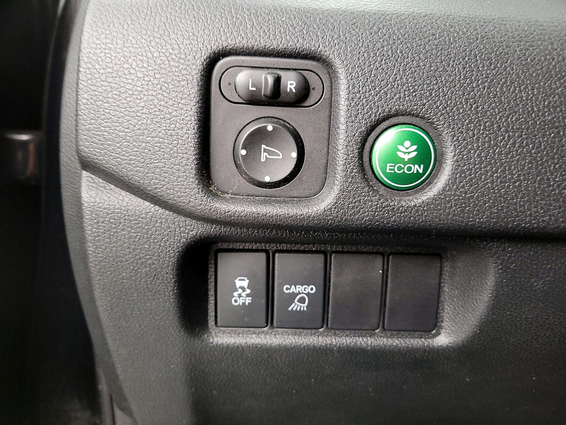 Thumbnail: 2017 Honda Ridgeline - 13