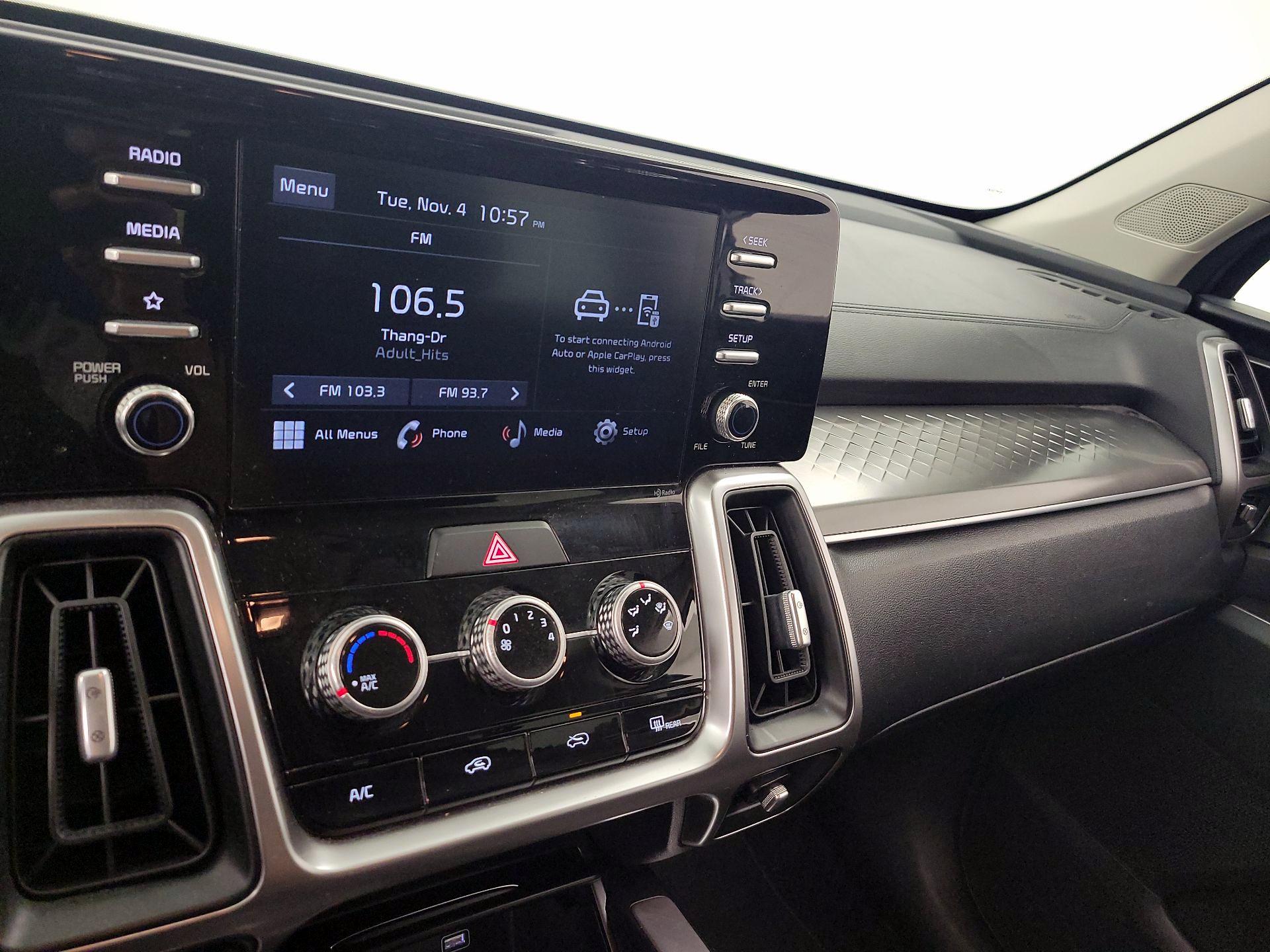 Thumbnail: 2022 Kia Sorento - 15