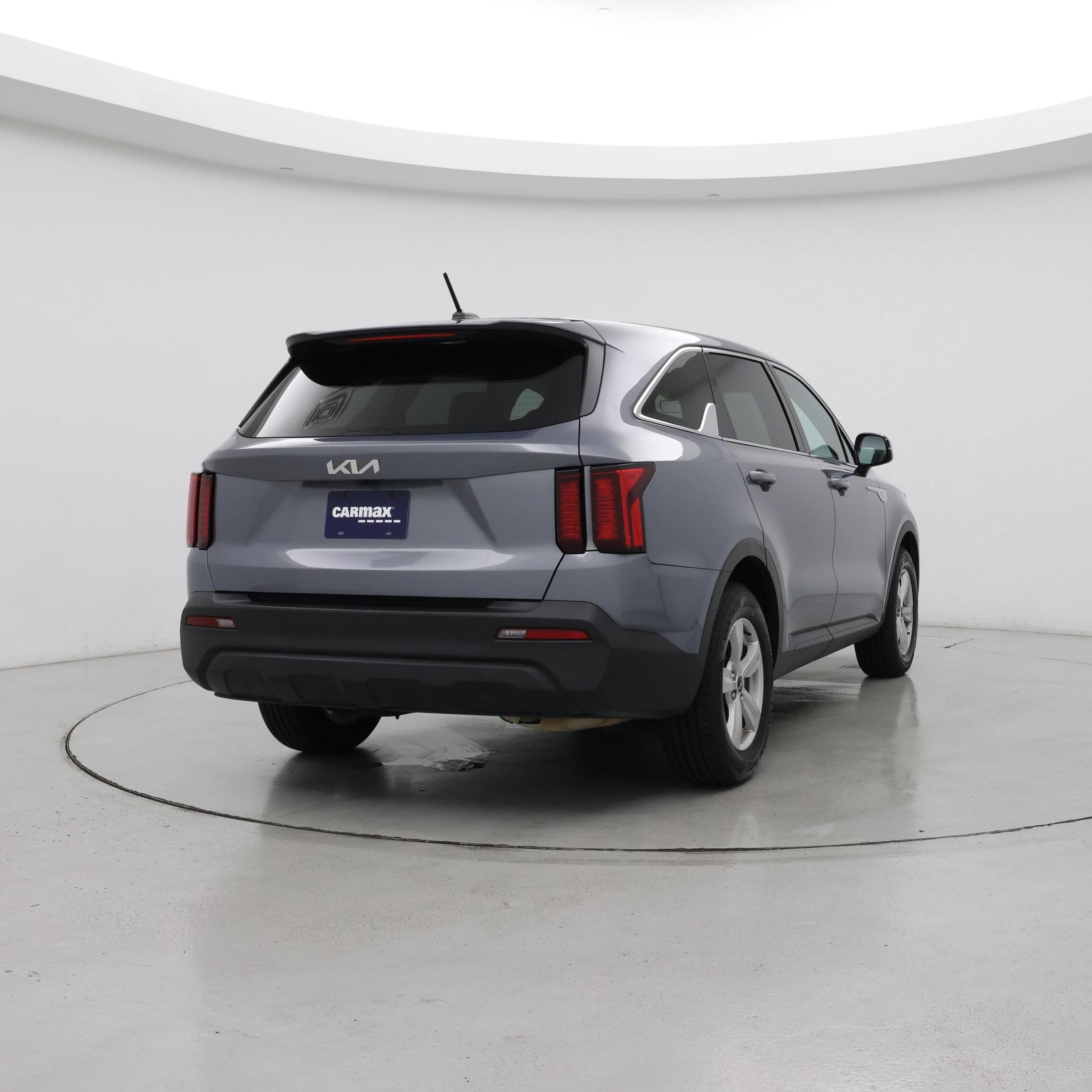 Thumbnail: 2022 Kia Sorento - 8