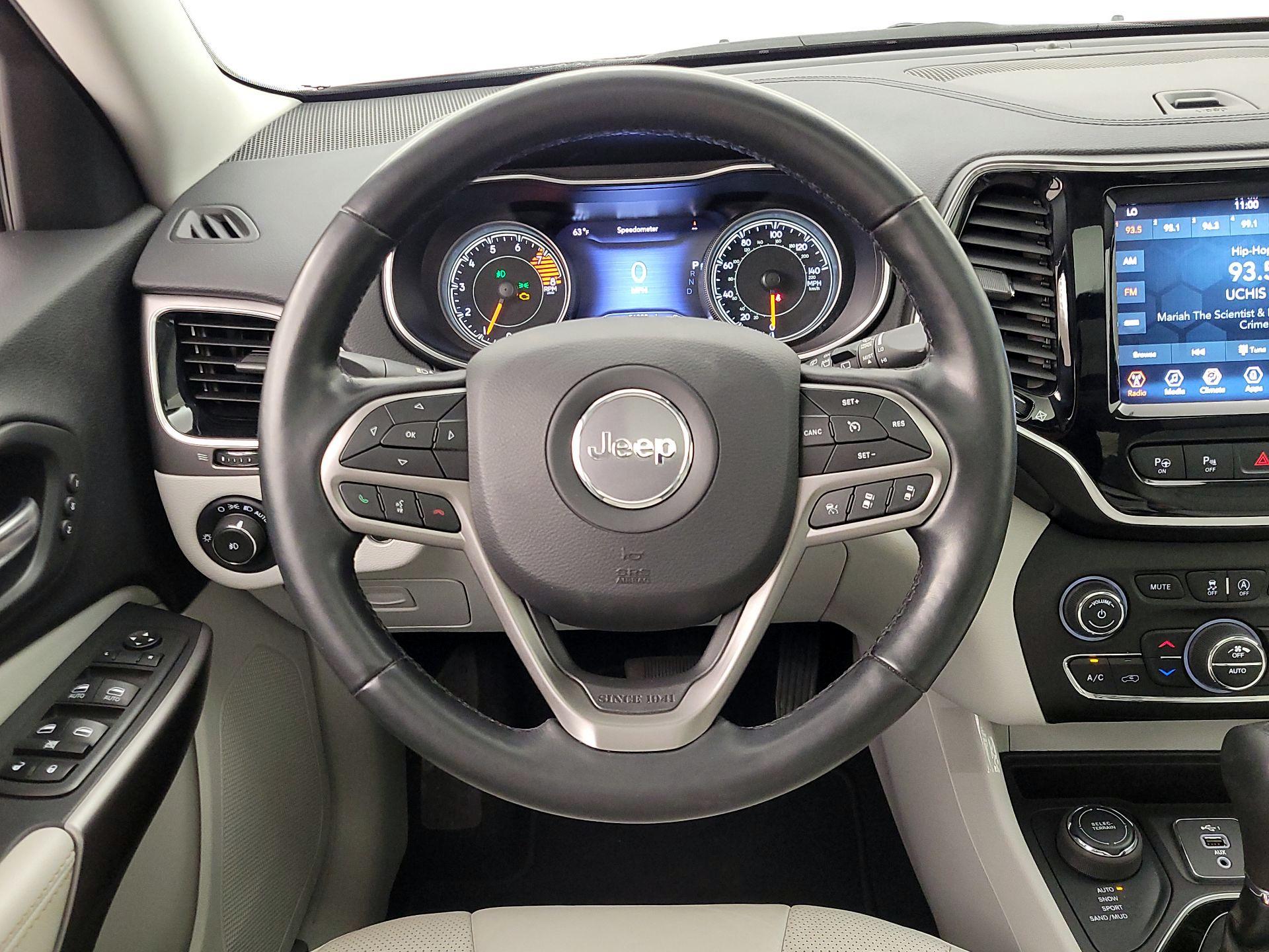 Thumbnail: 2021 Jeep Cherokee - 10