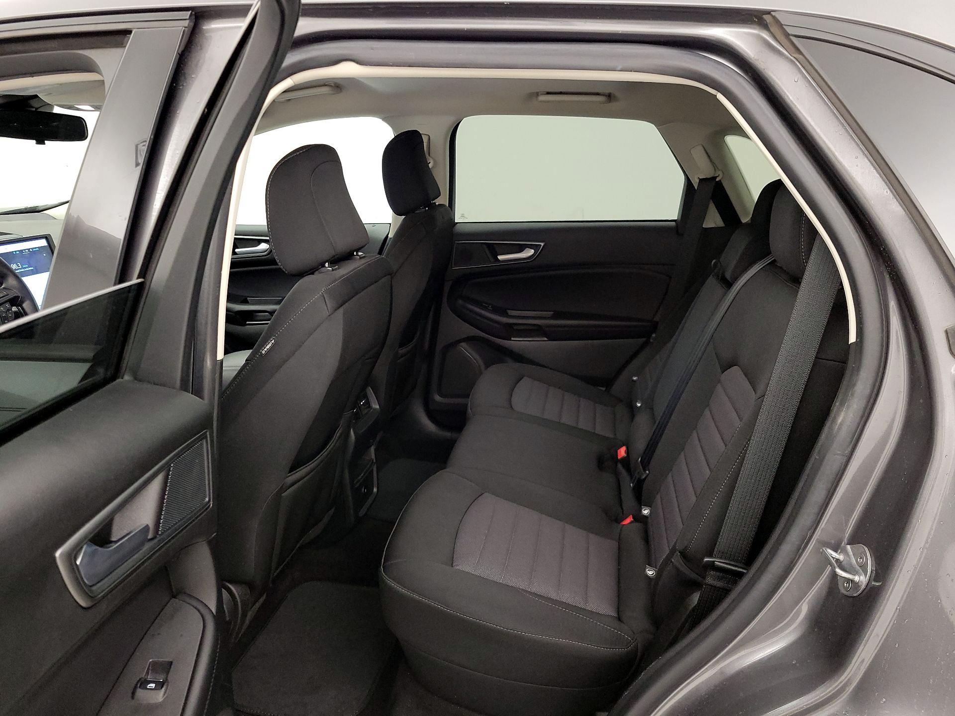 Thumbnail: 2023 Ford Edge - 19