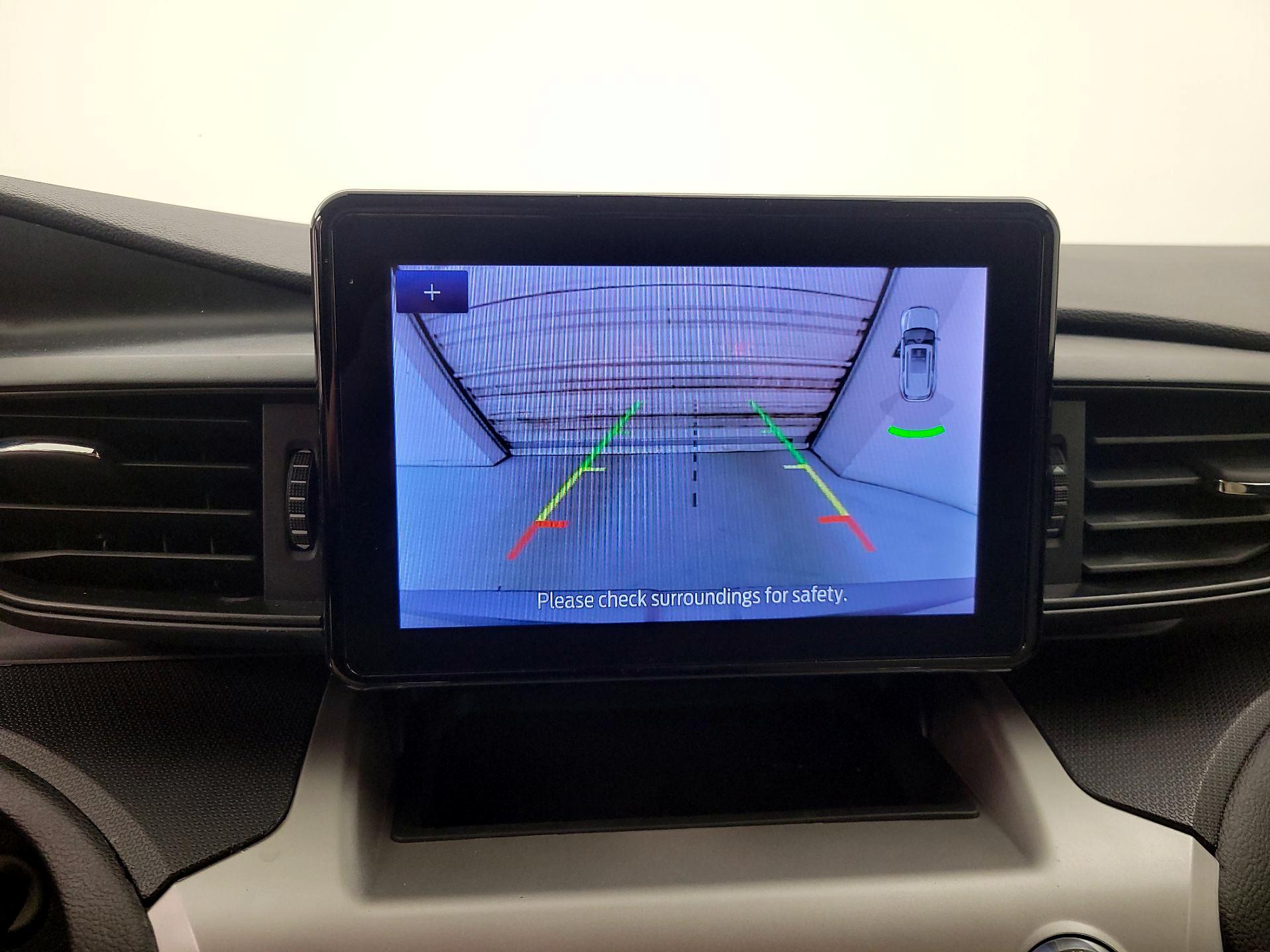 Thumbnail: 2022 Ford Explorer - 14