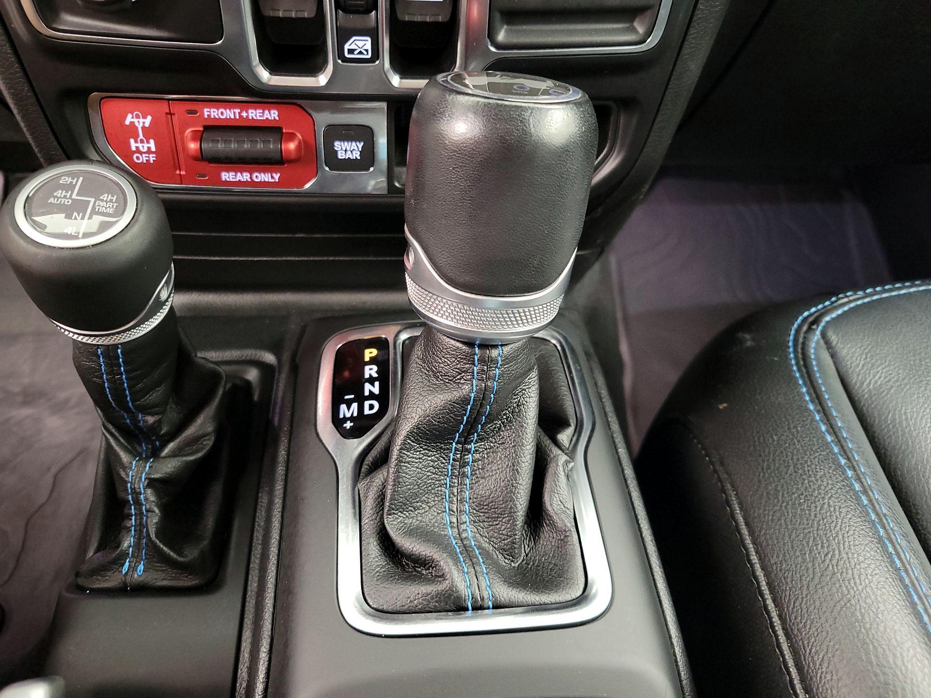 Thumbnail: 2021 Jeep Wrangler - 18