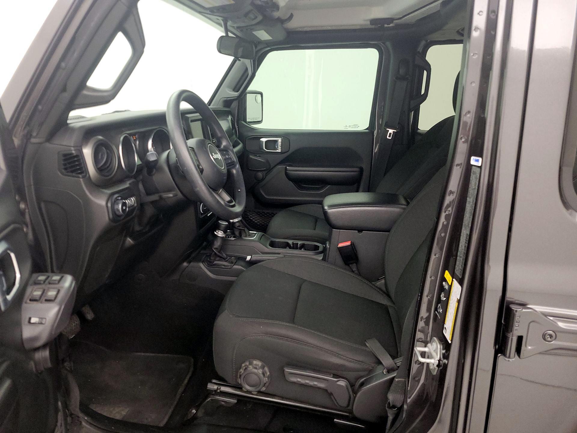 Thumbnail: 2021 Jeep Wrangler - 11