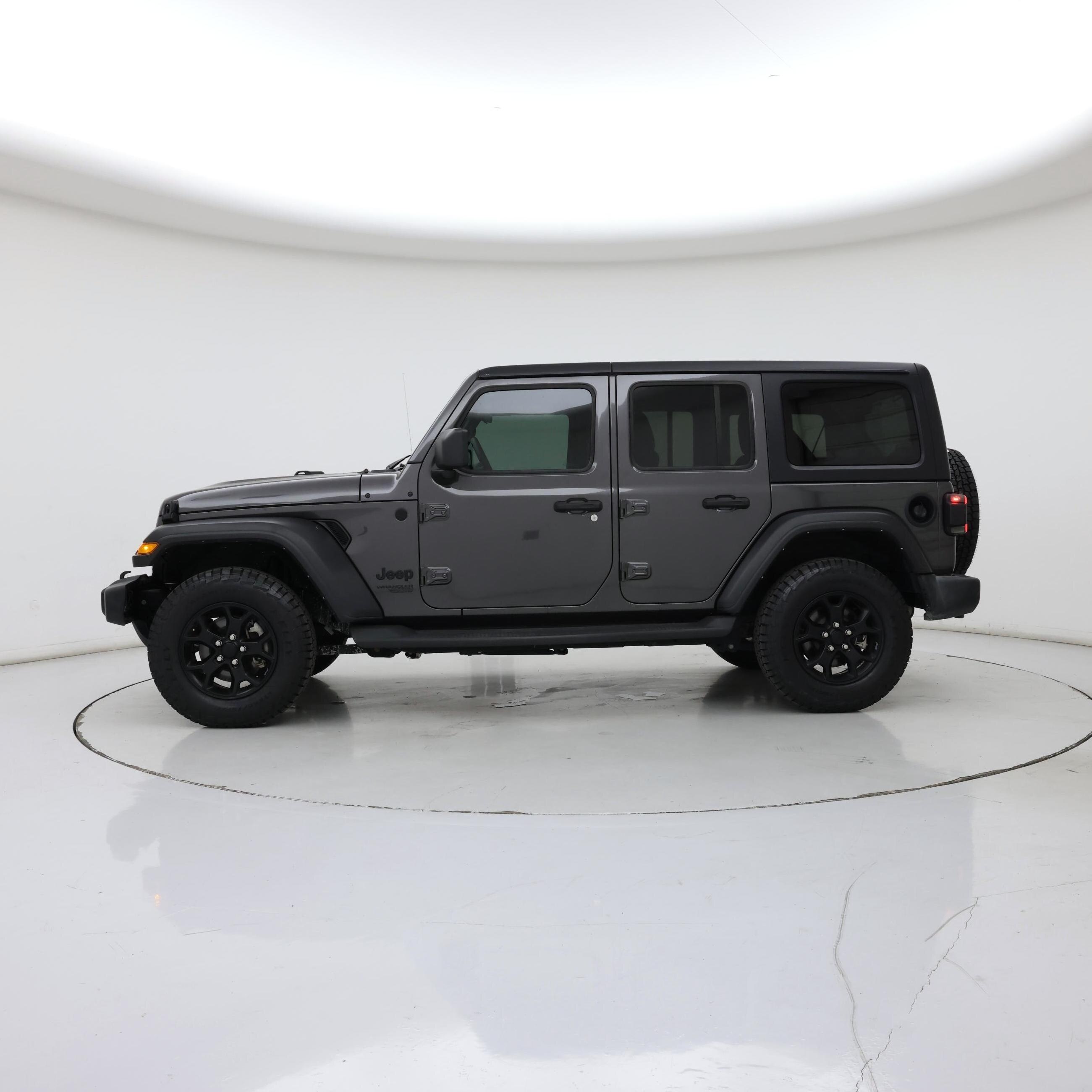 Thumbnail: 2021 Jeep Wrangler - 3