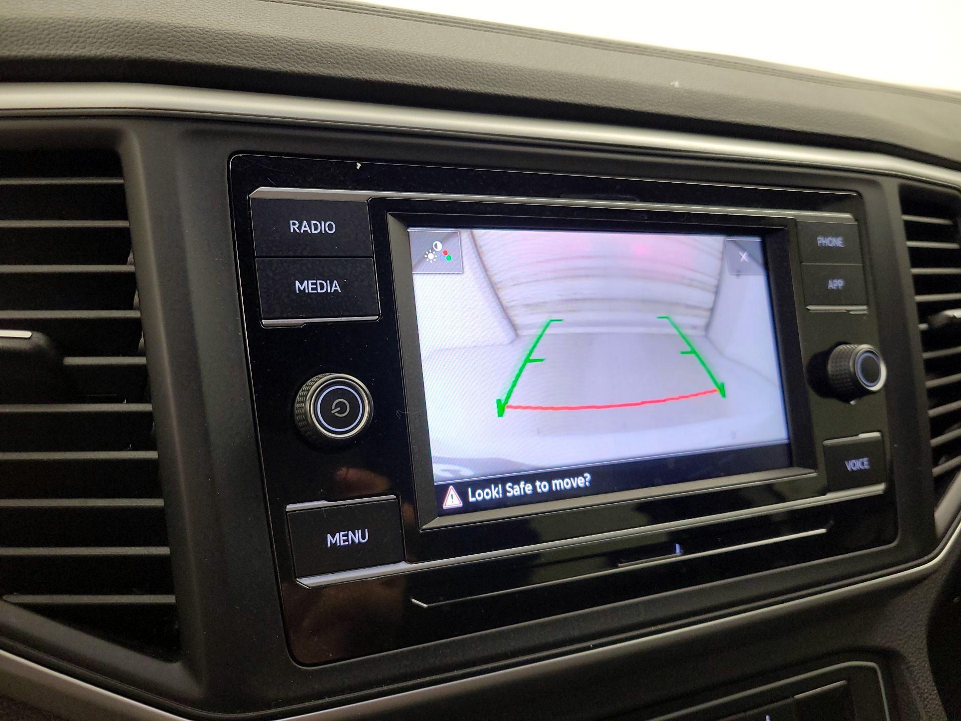 Thumbnail: 2022 Volkswagen Atlas - 14