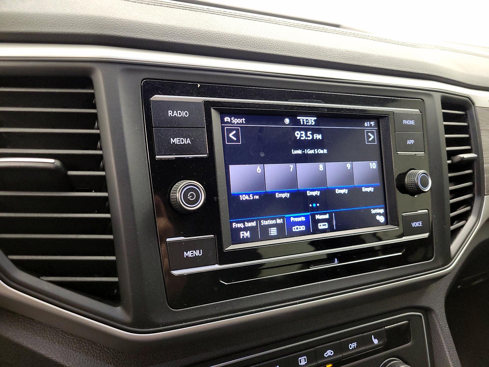 Thumbnail: 2022 Volkswagen Atlas - 15