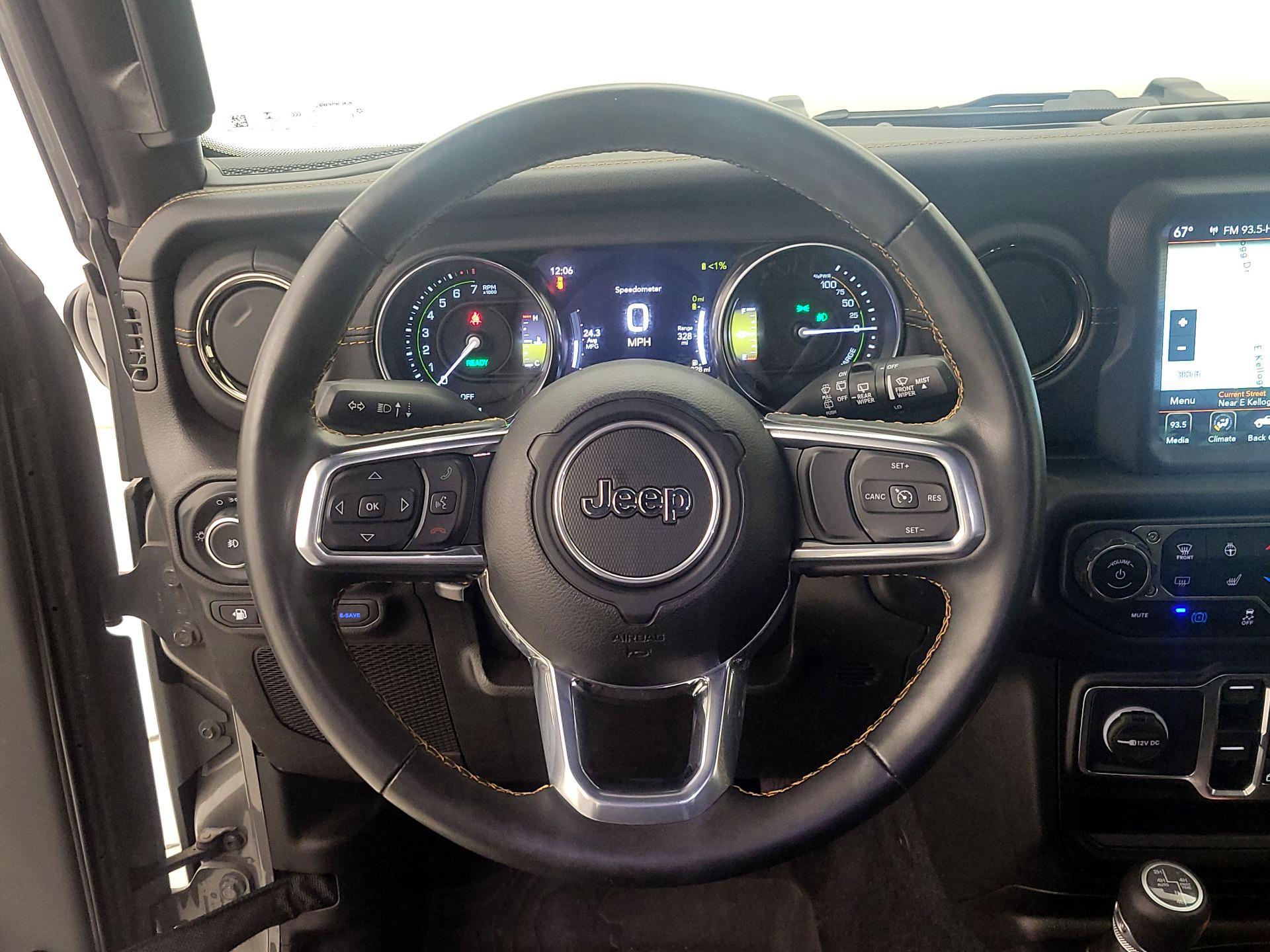 Thumbnail: 2022 Jeep Wrangler - 10