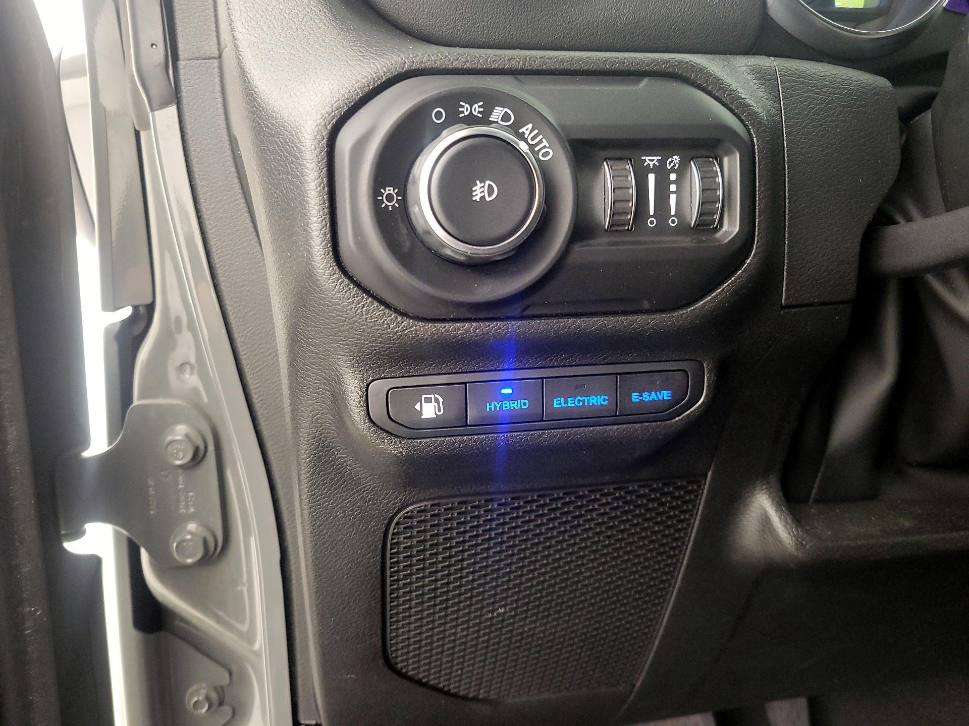 Thumbnail: 2022 Jeep Wrangler - 13