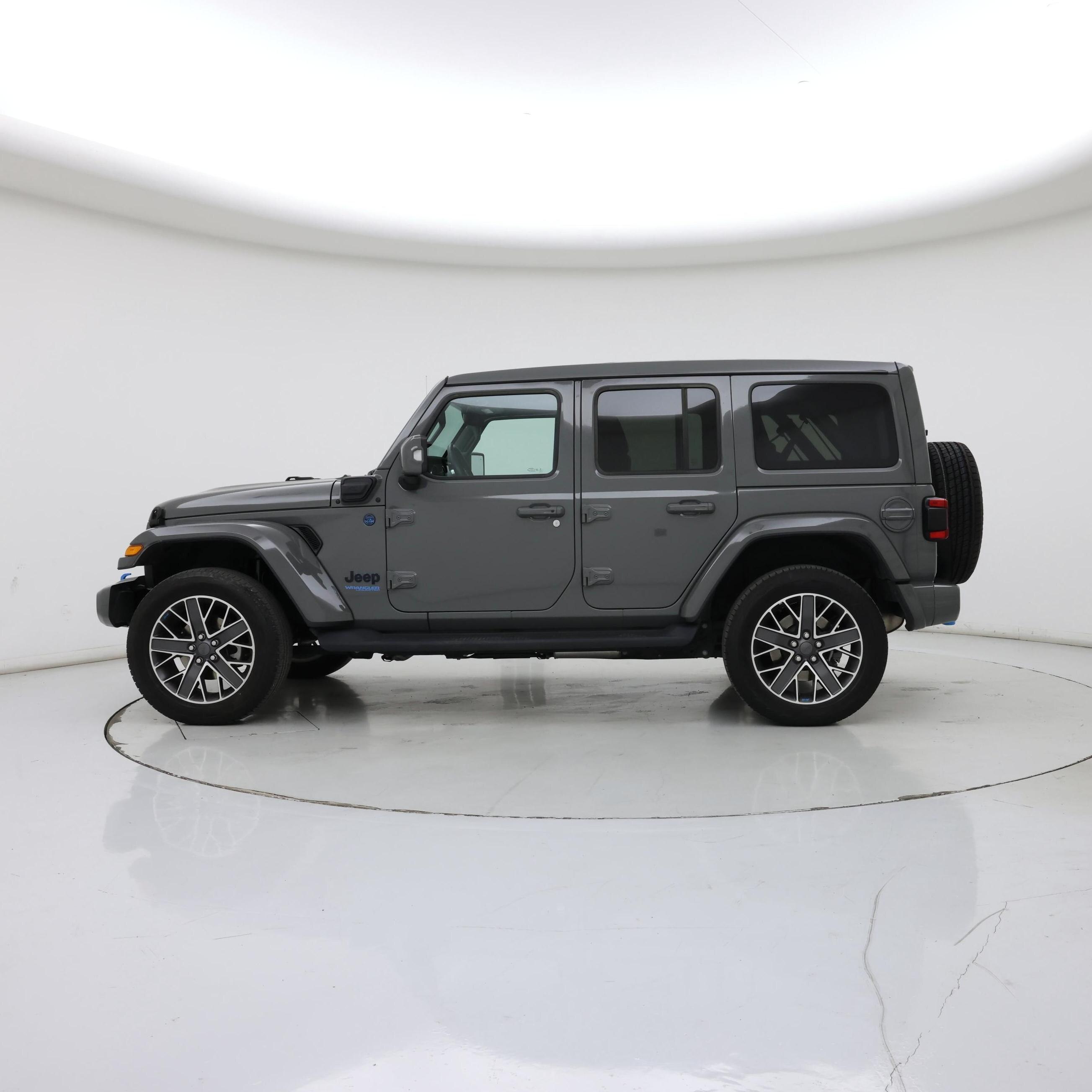 Thumbnail: 2022 Jeep Wrangler - 3