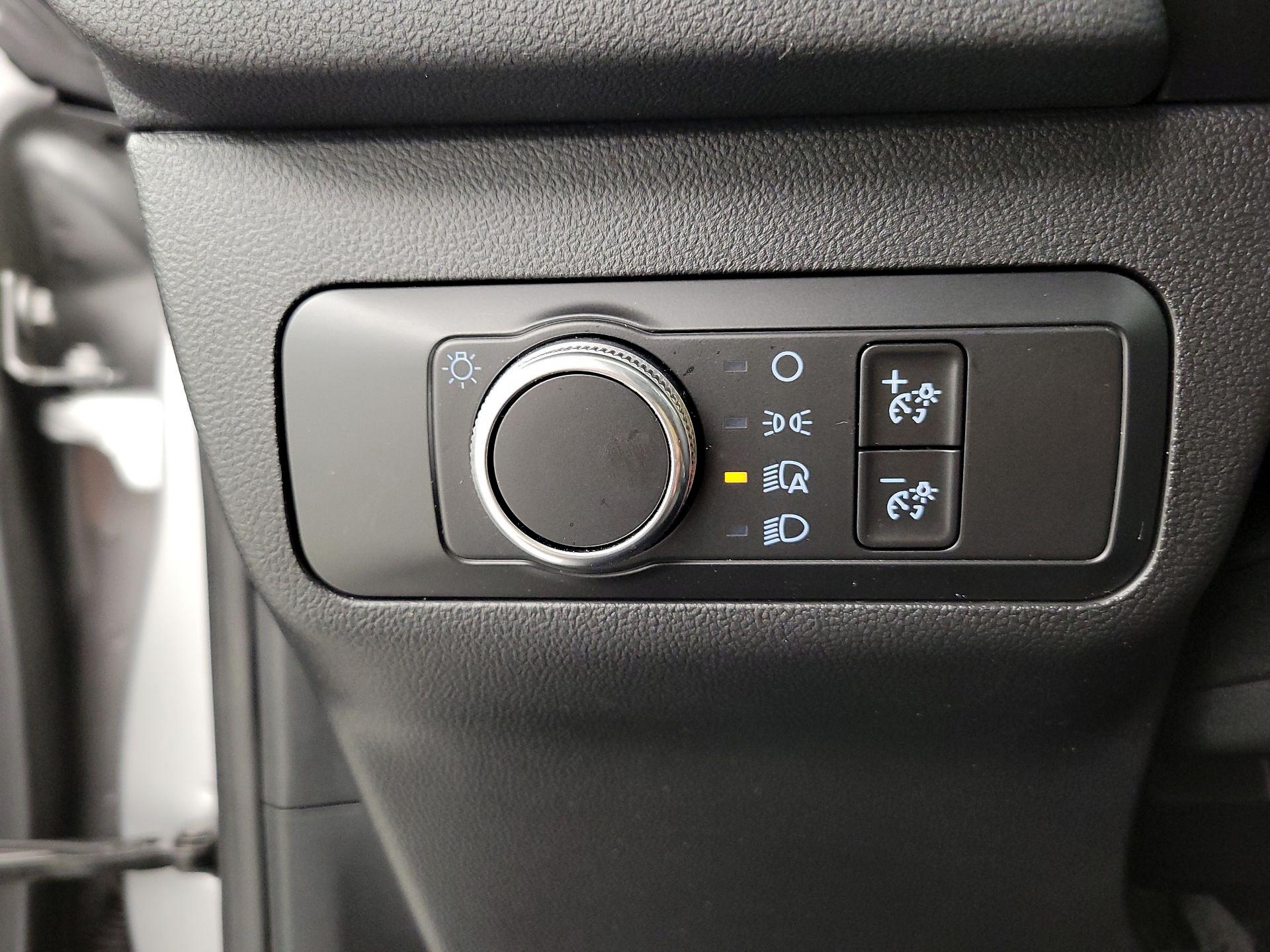 Thumbnail: 2020 Ford Escape - 13