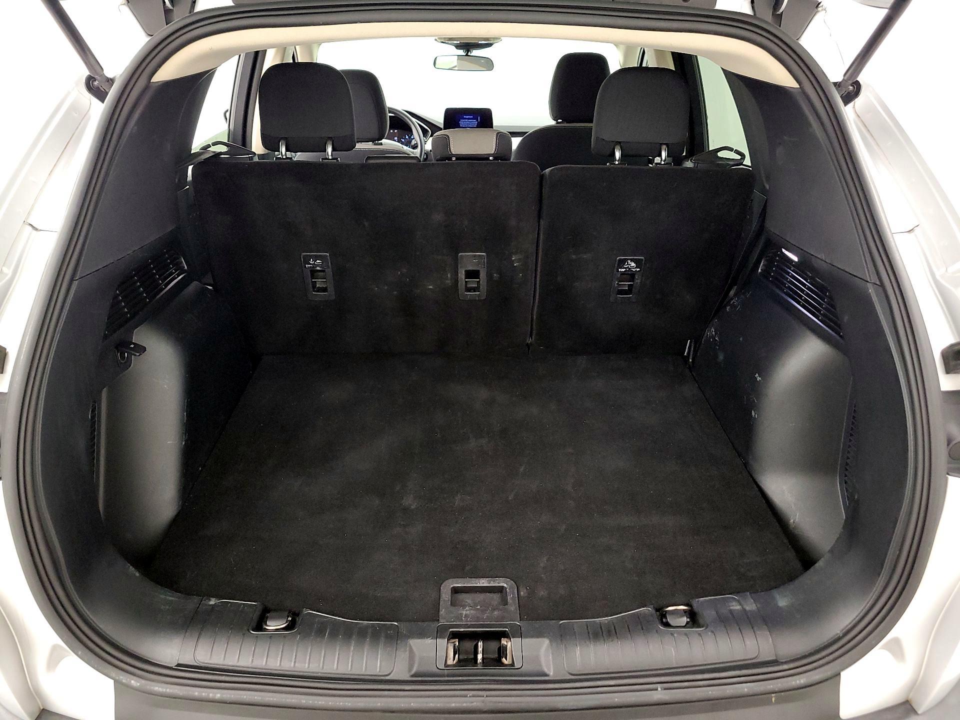 Thumbnail: 2020 Ford Escape - 20