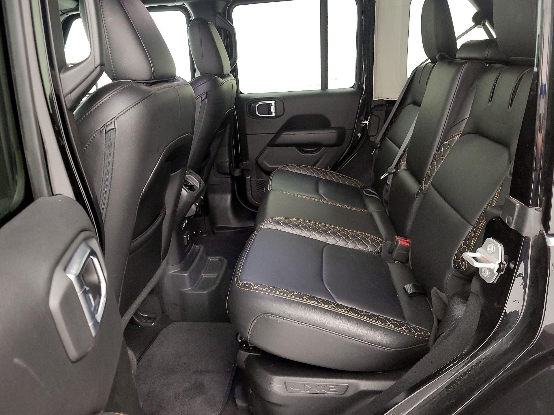 Thumbnail: 2022 Jeep Wrangler - 20