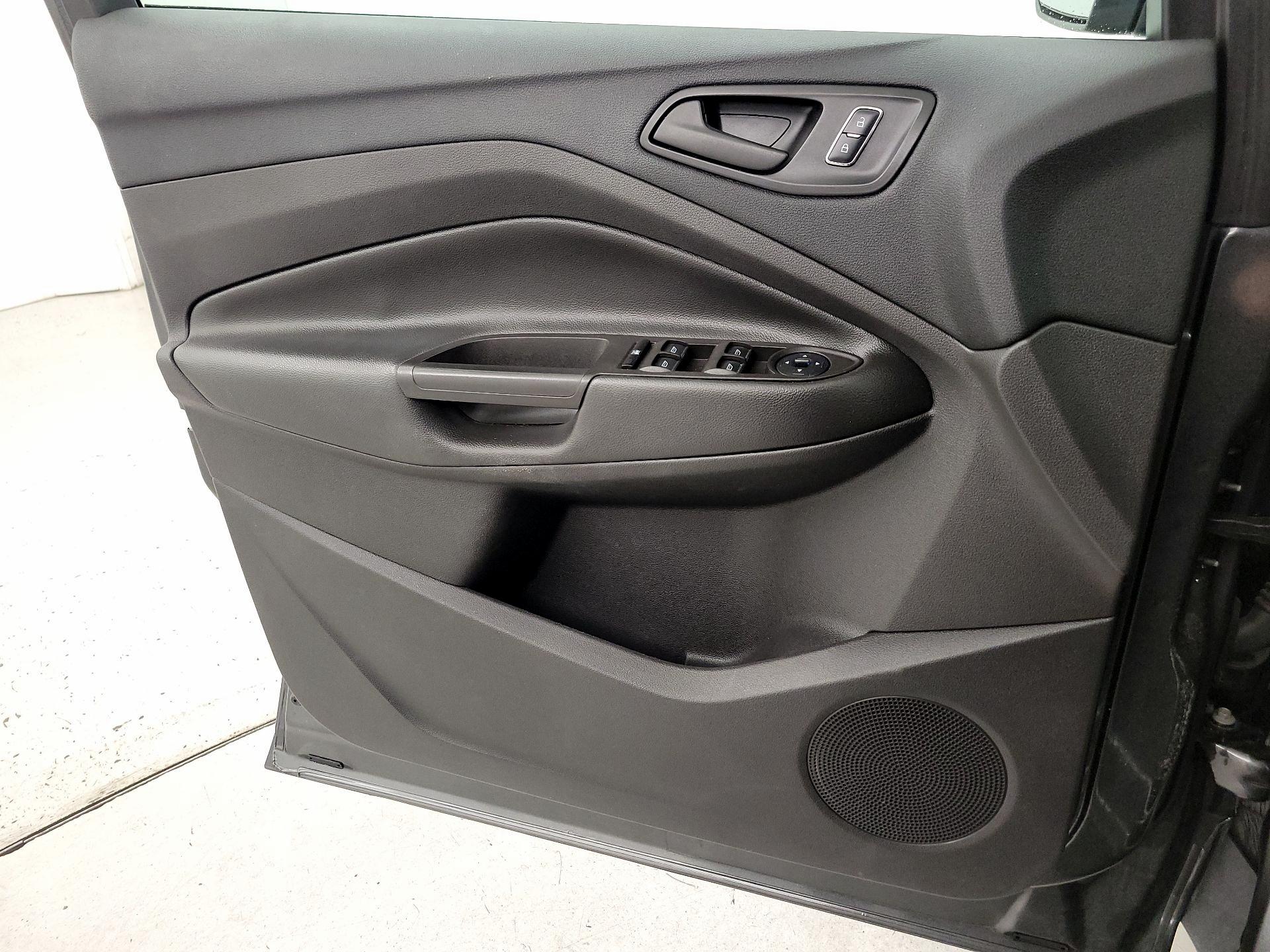 Thumbnail: 2016 Ford Escape - 12