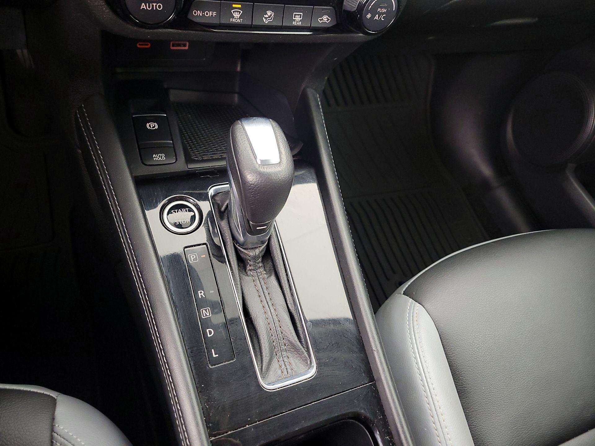 Thumbnail: 2021 Nissan Kicks - 17