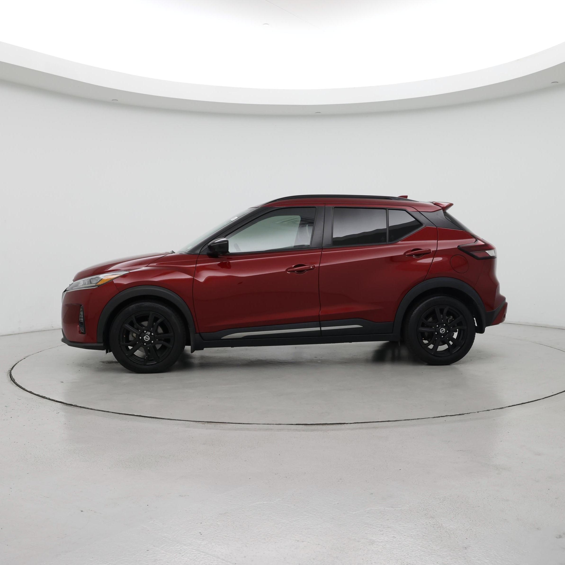 Thumbnail: 2021 Nissan Kicks - 3