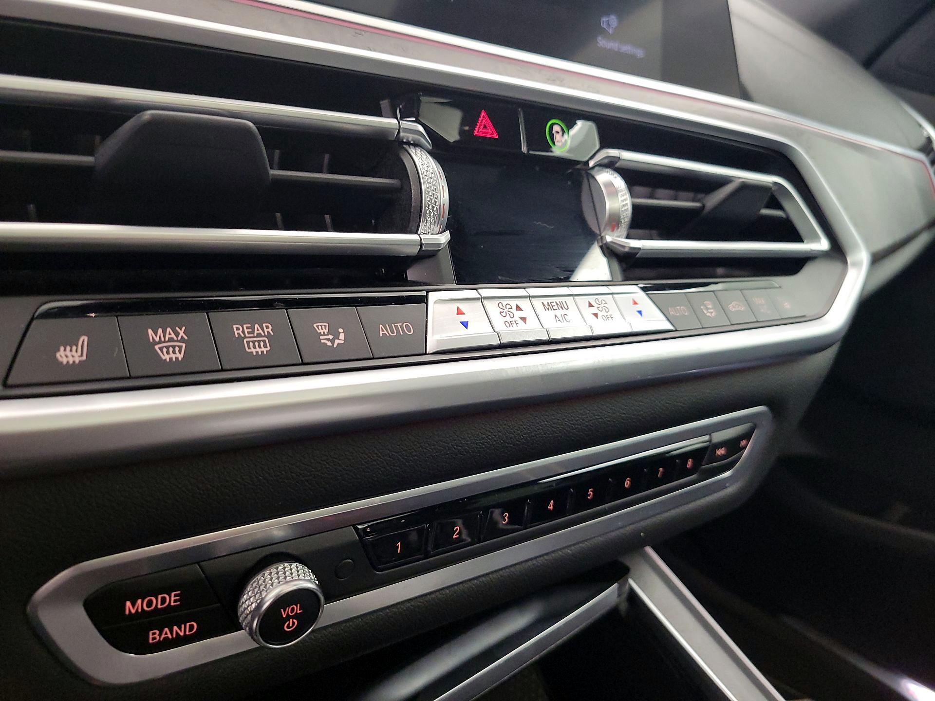 Thumbnail: 2022 BMW X5 - 17