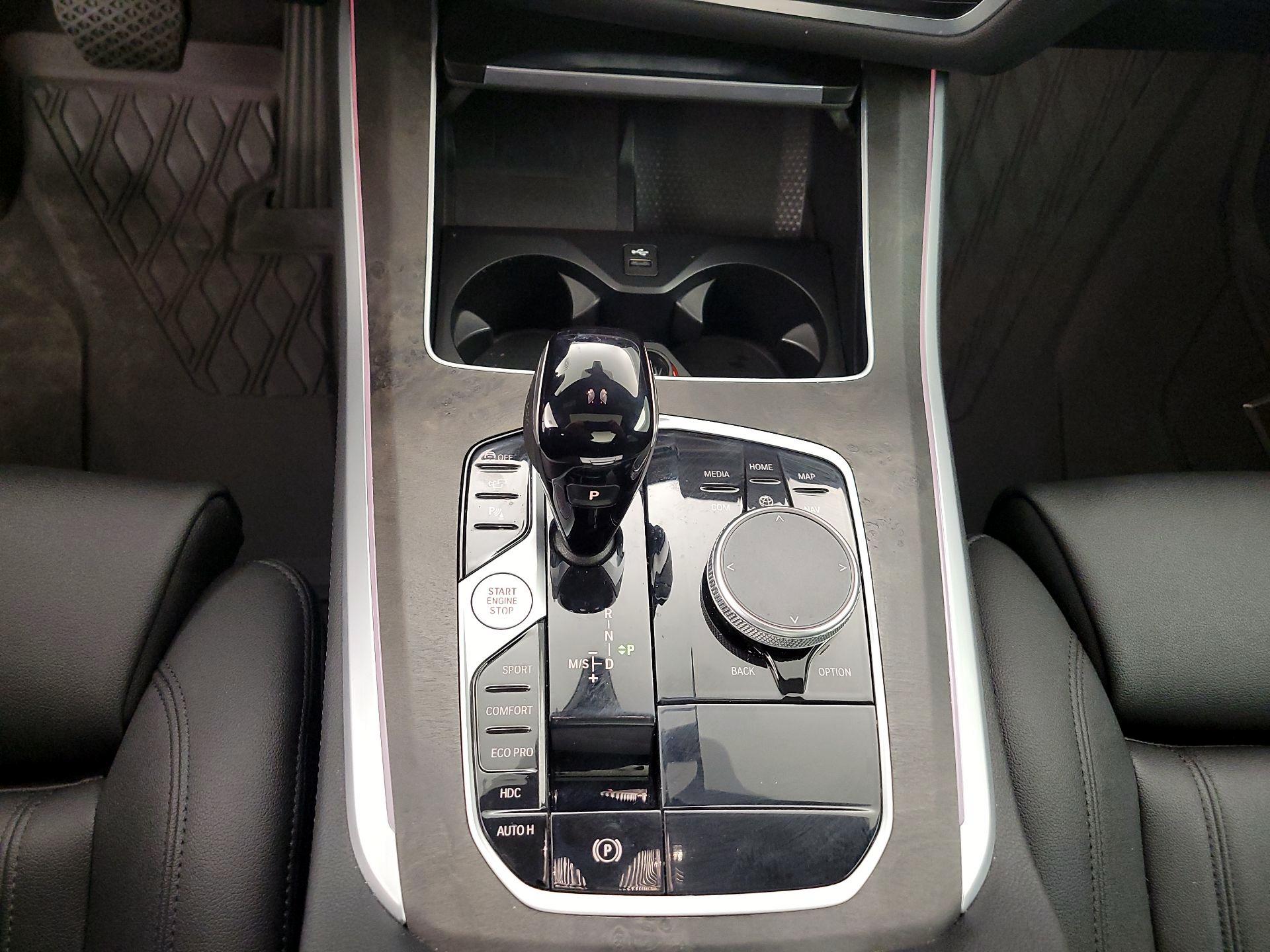 Thumbnail: 2022 BMW X5 - 18