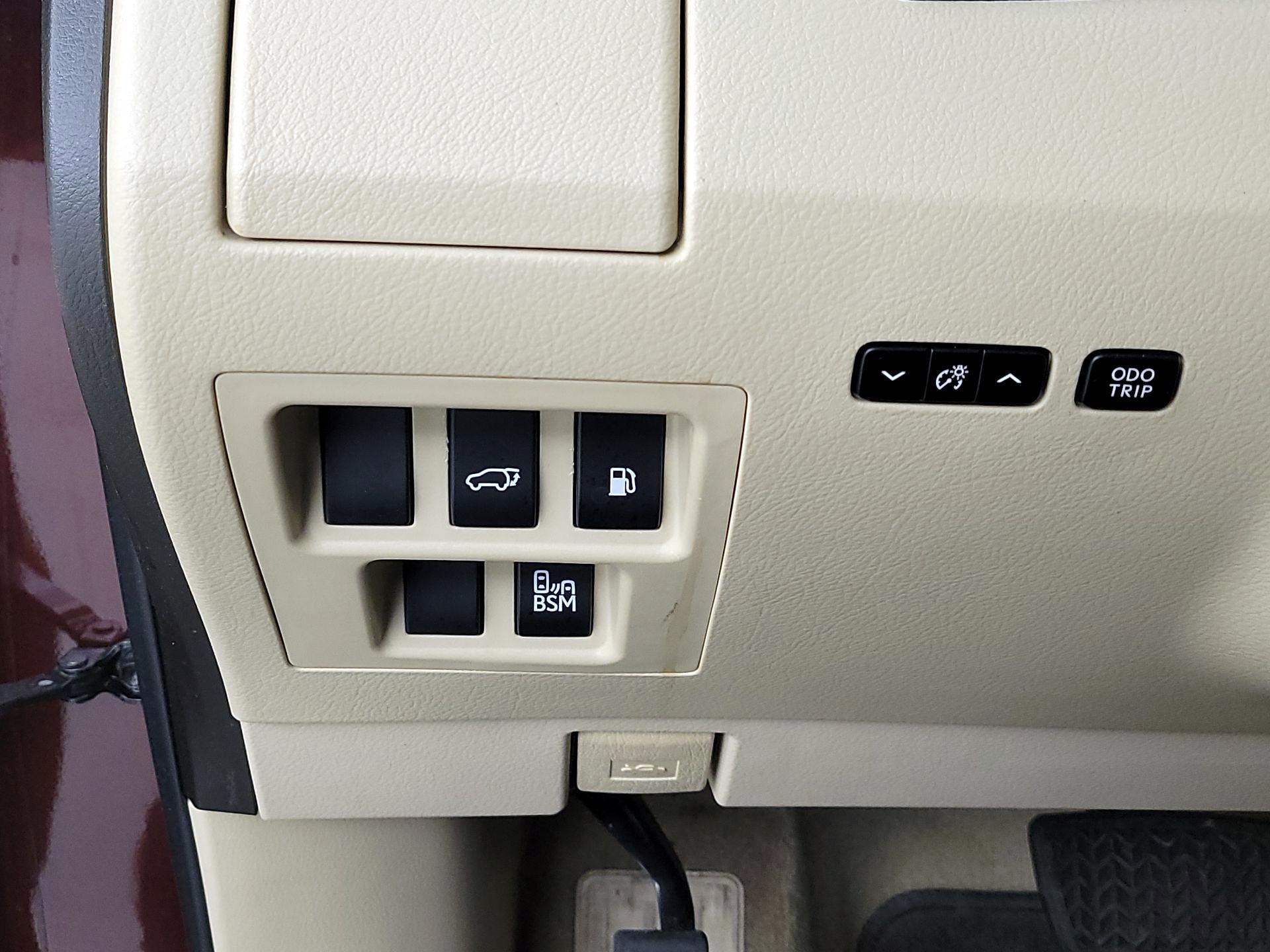 Thumbnail: 2015 Lexus RX - 13