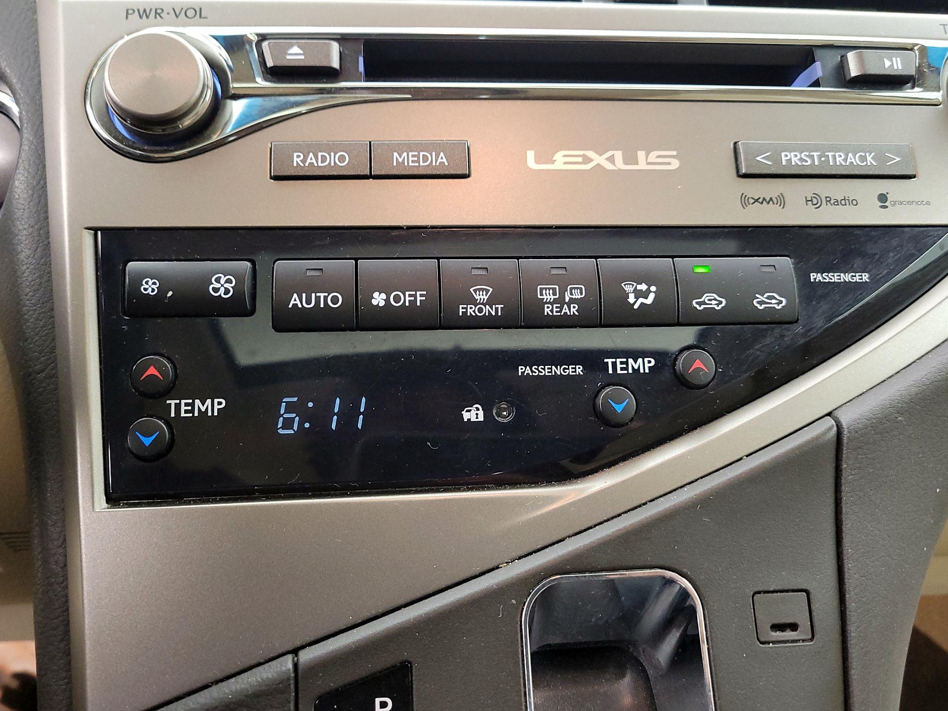 Thumbnail: 2015 Lexus RX - 17