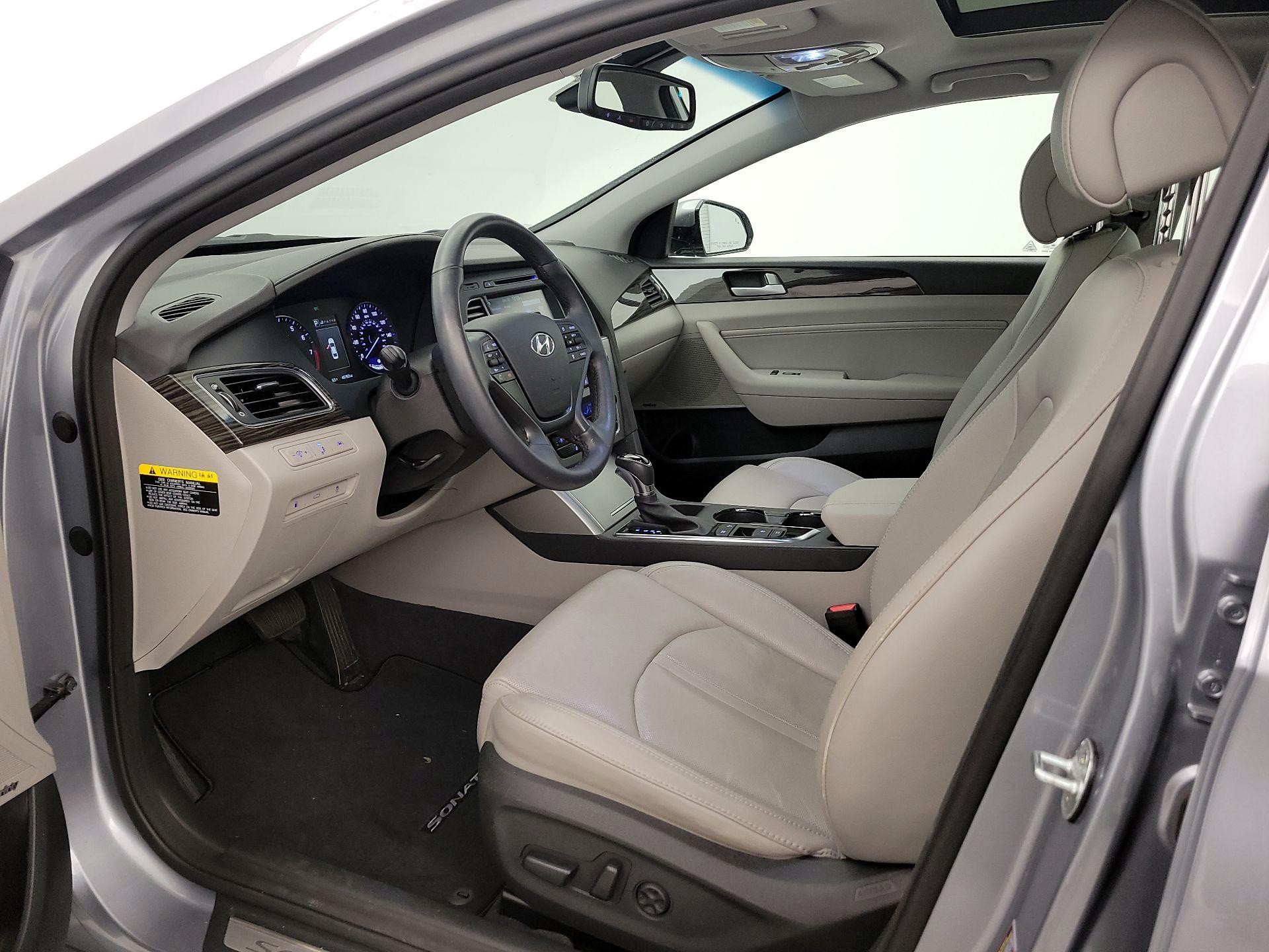 Thumbnail: 2015 Hyundai Sonata - 11
