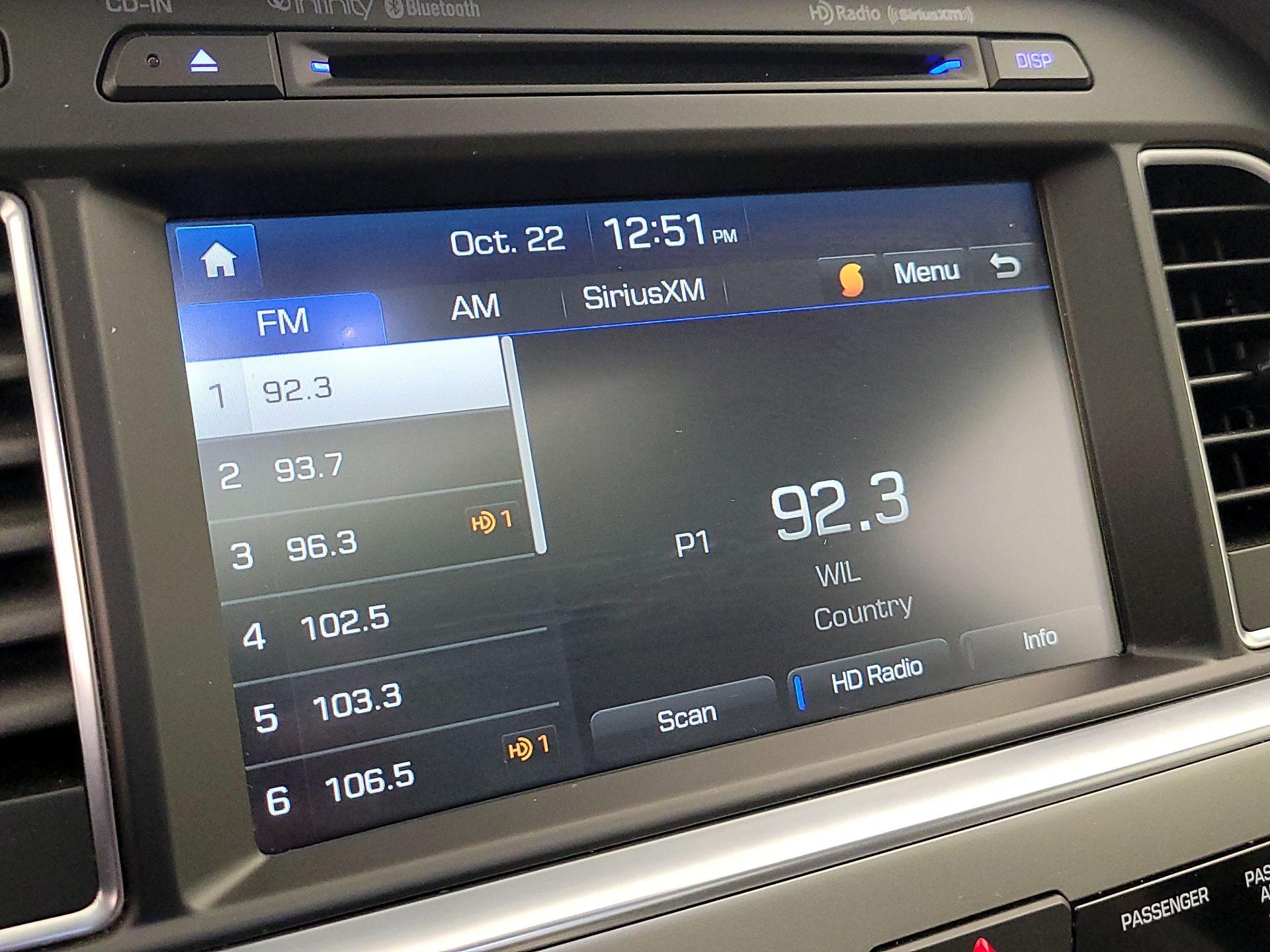Thumbnail: 2015 Hyundai Sonata - 16