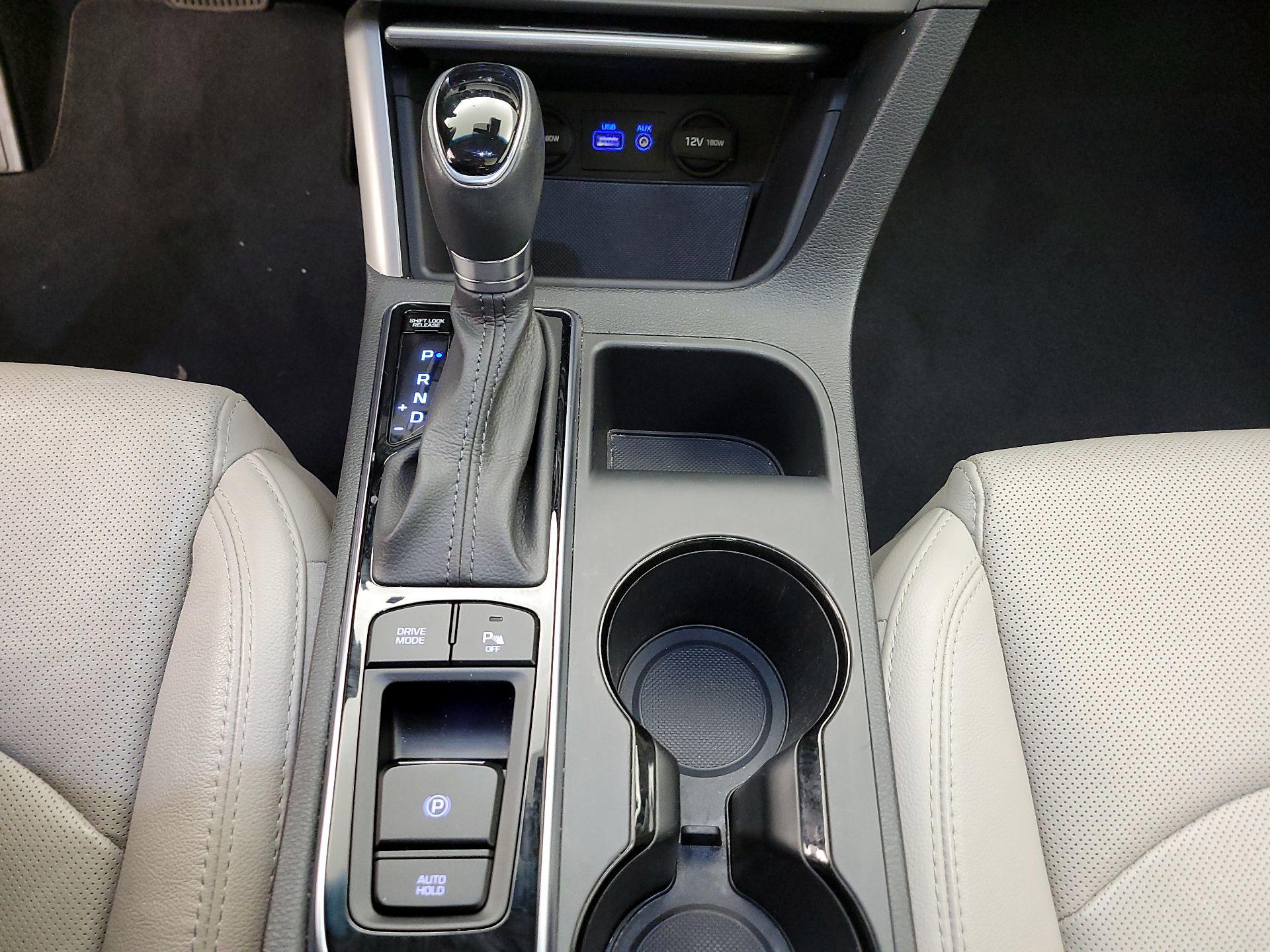 Thumbnail: 2015 Hyundai Sonata - 18