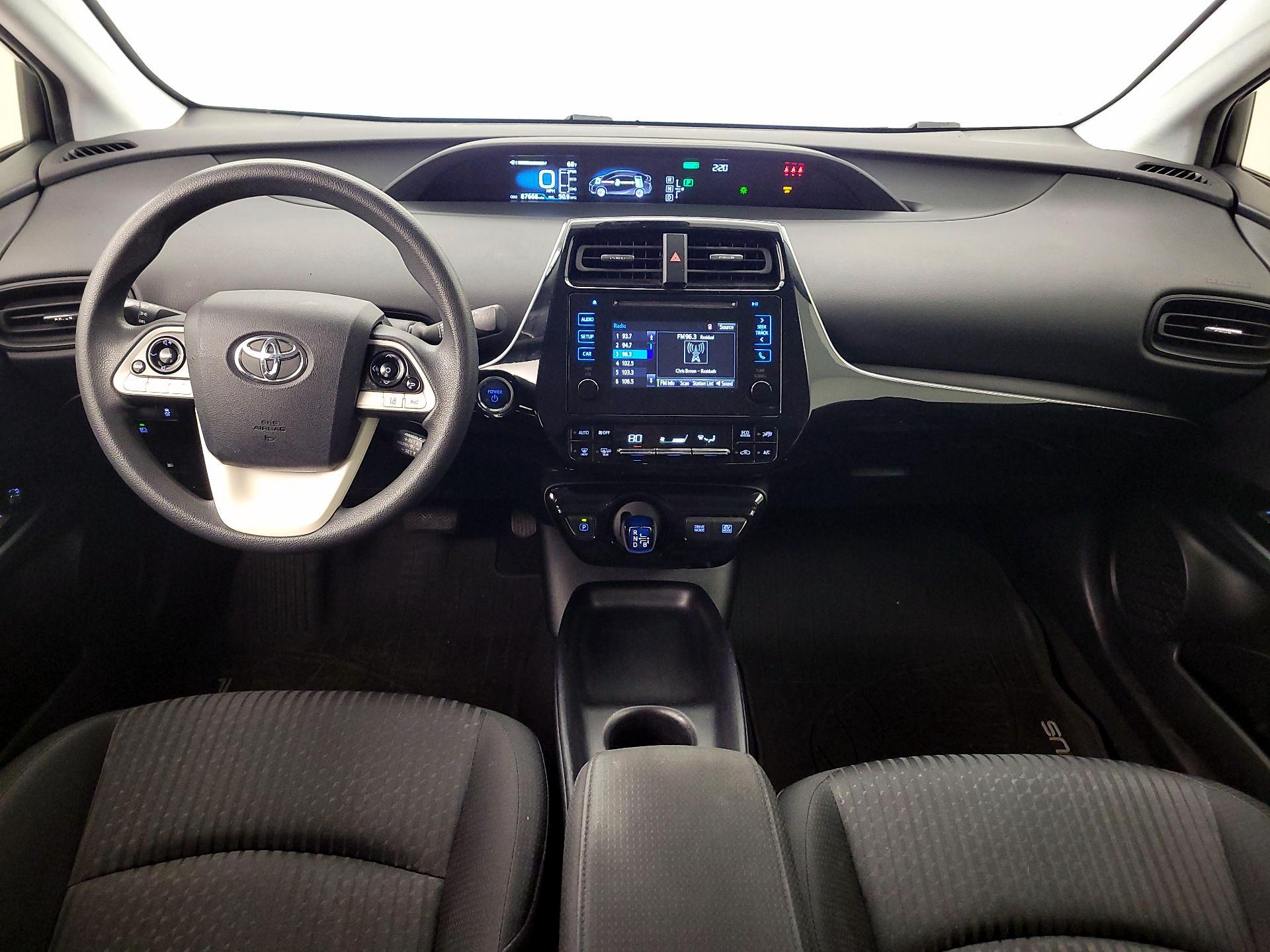 Thumbnail: 2018 Toyota Prius - 9