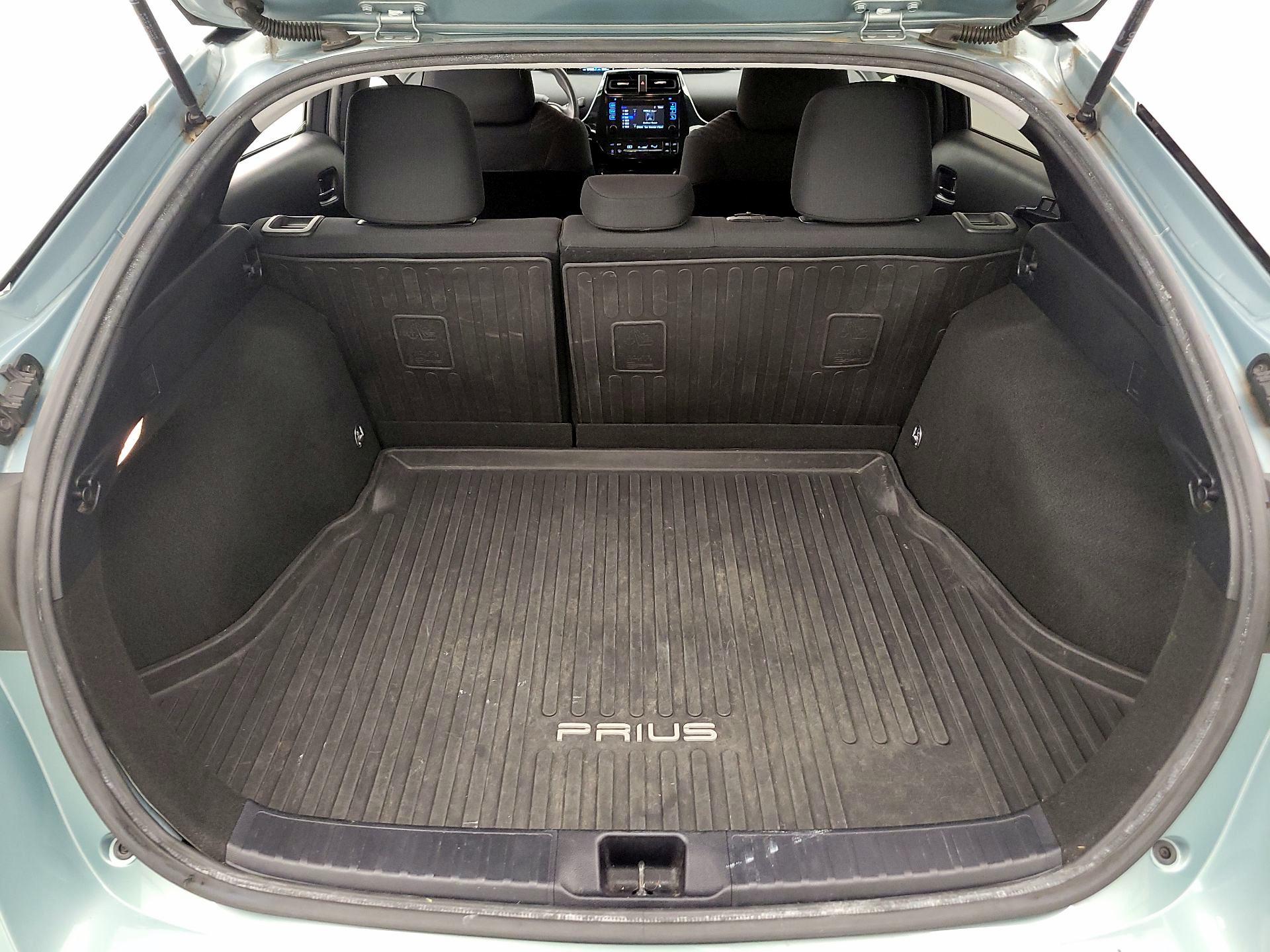 Thumbnail: 2018 Toyota Prius - 20