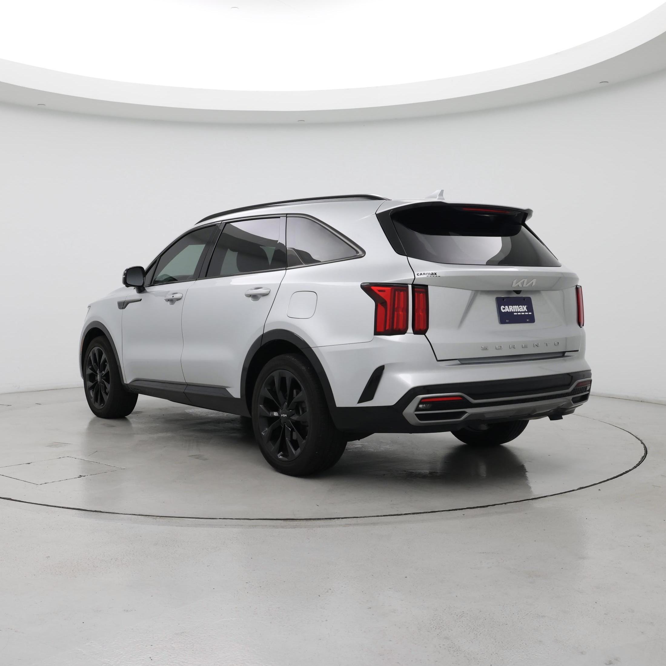 Thumbnail: 2022 Kia Sorento - 2