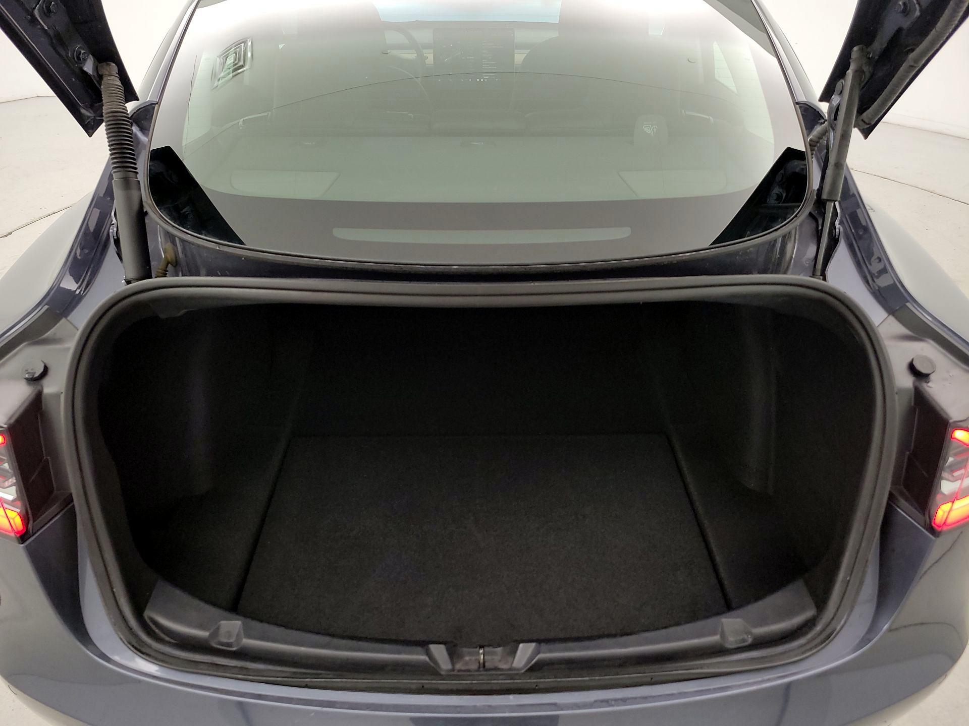 Thumbnail: 2022 Tesla Model 3 - 20