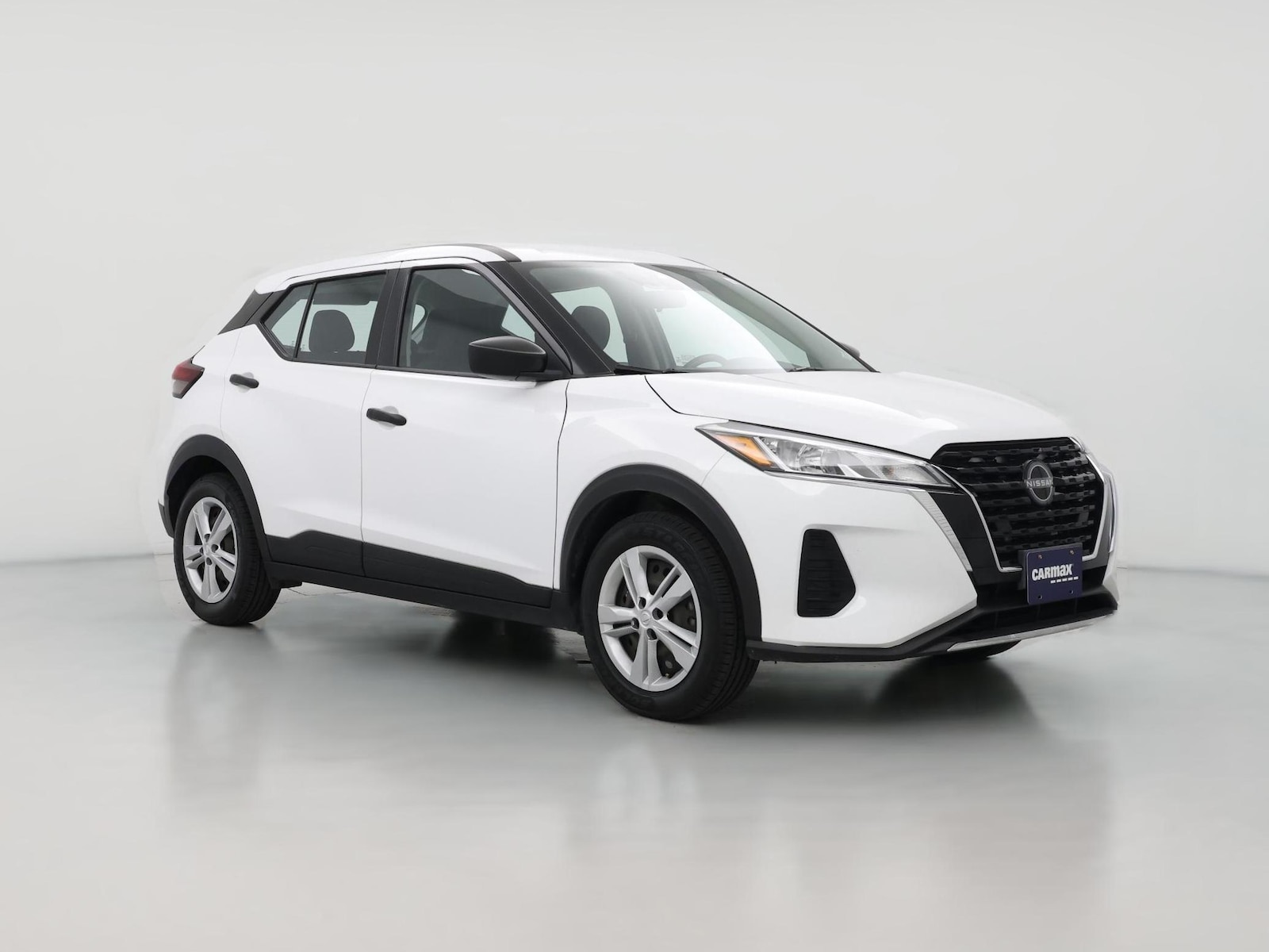 2022 Nissan Kicks S