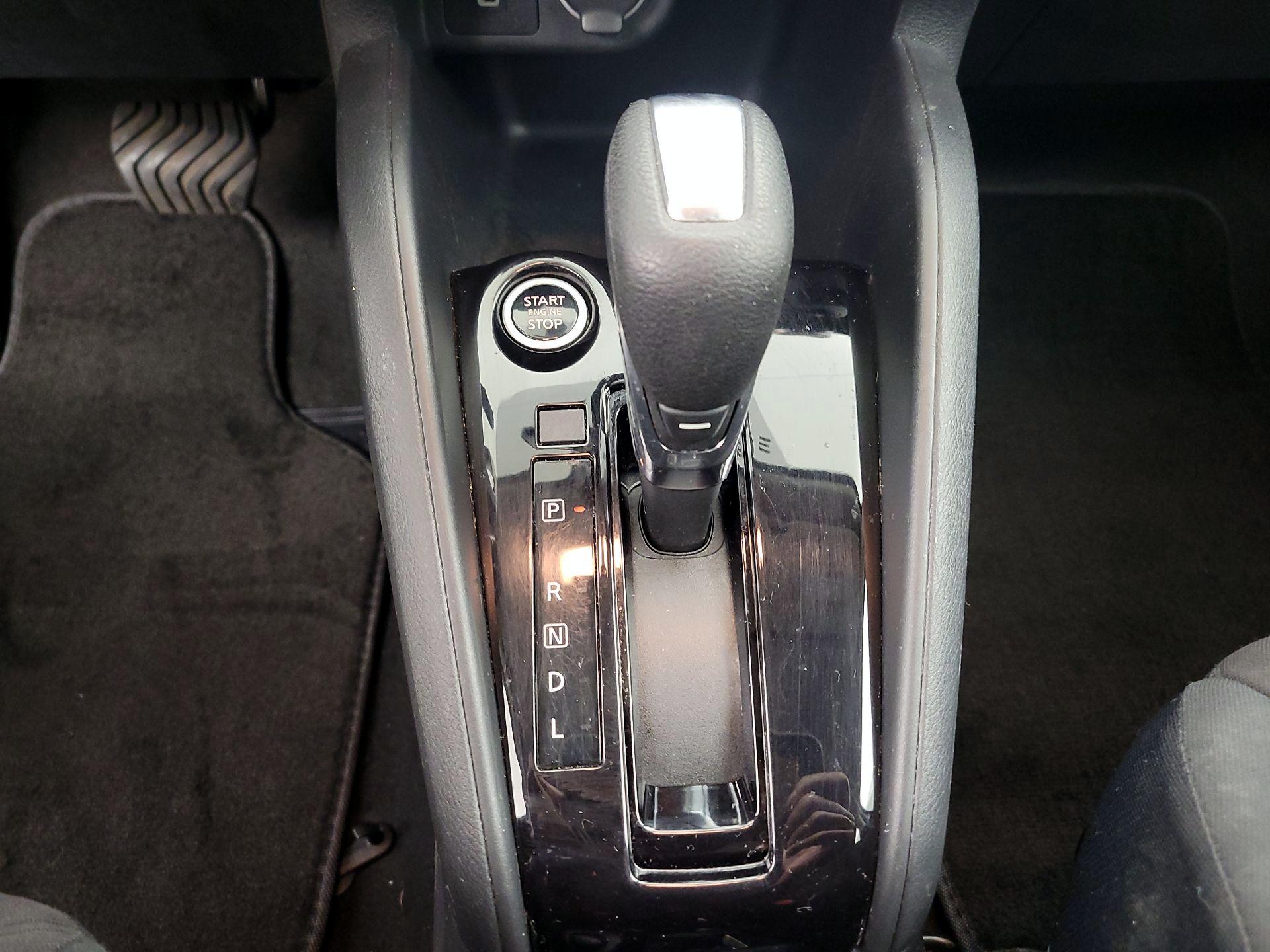 Thumbnail: 2022 Nissan Kicks - 17