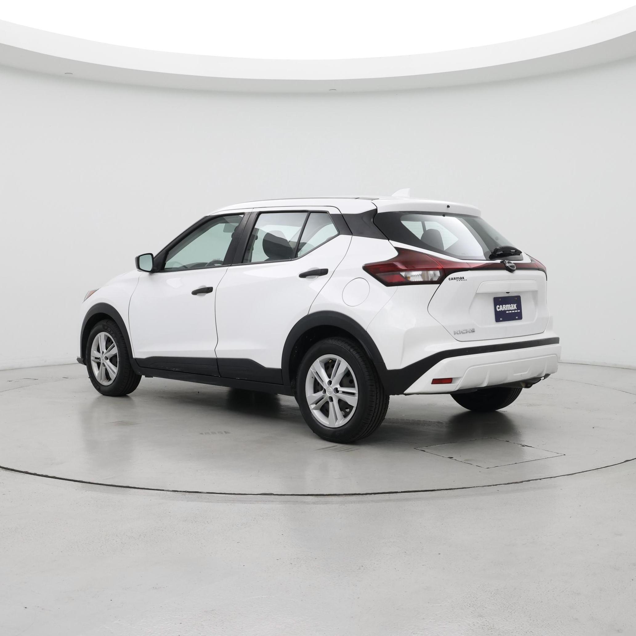 Thumbnail: 2022 Nissan Kicks - 2