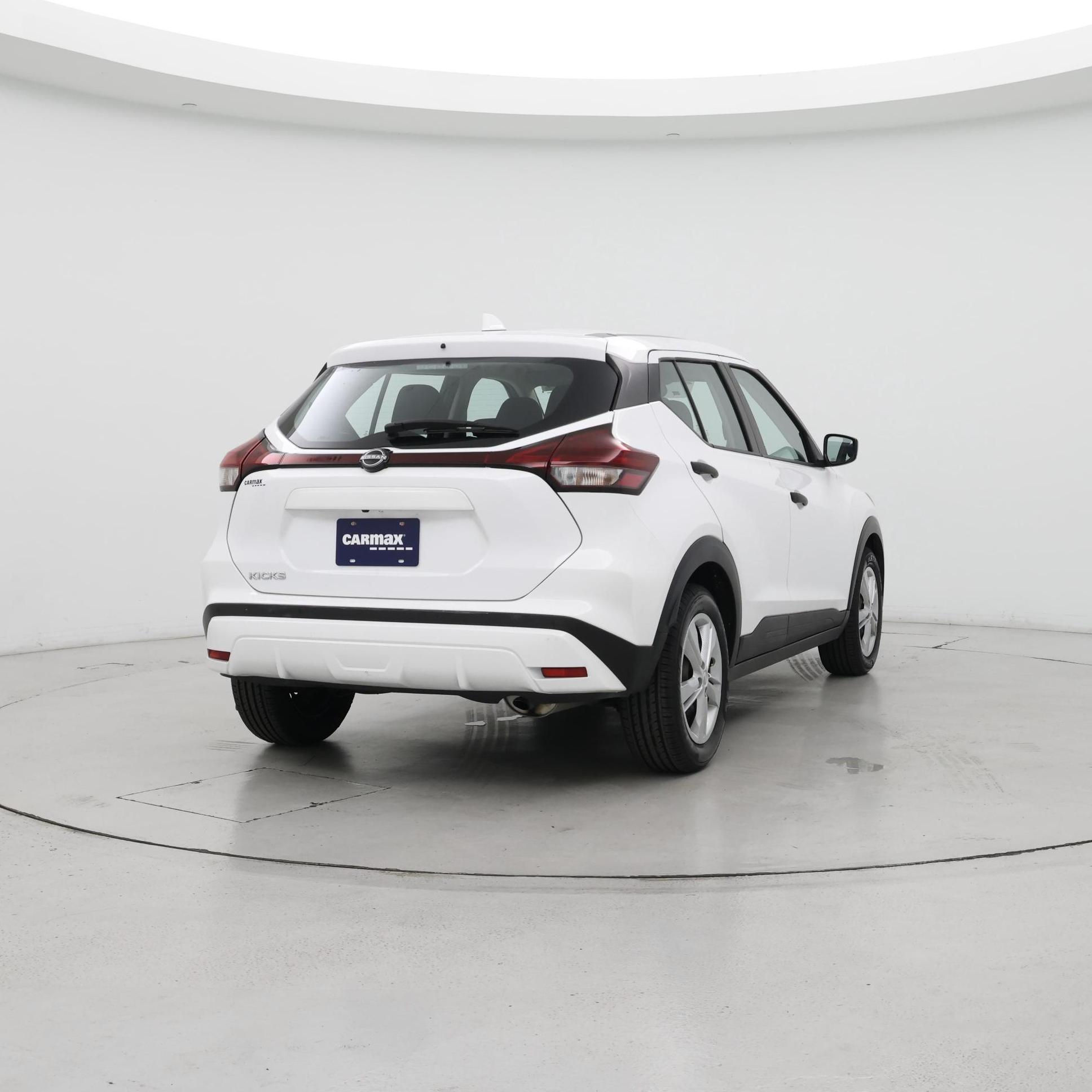 Thumbnail: 2022 Nissan Kicks - 8